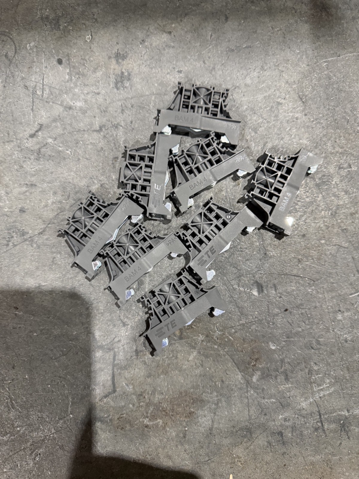 8pack ABB ENtrelec bam 4 pa d1 Ete for TH35 DIN rails