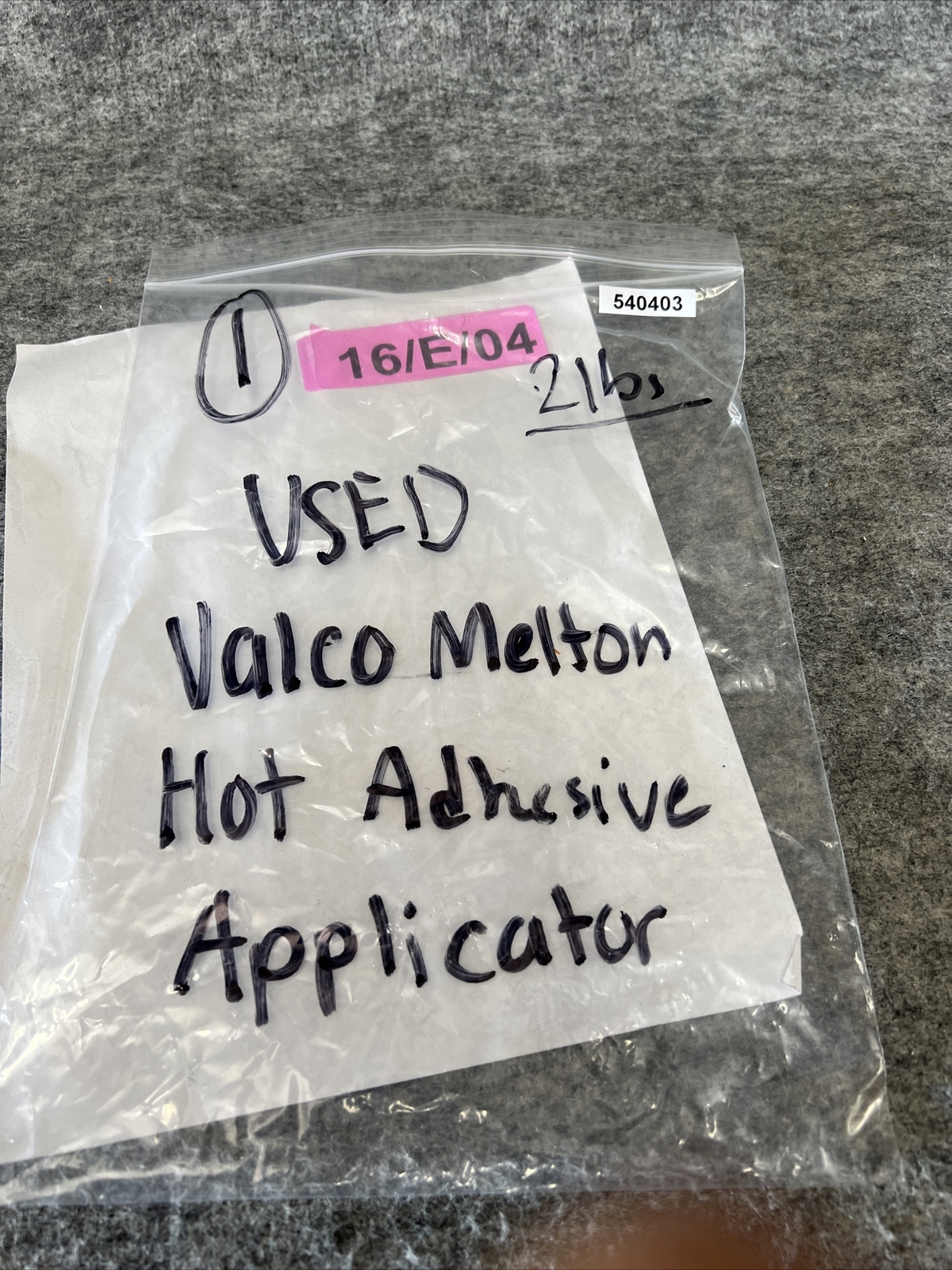 VALCO MELTON Hot melt adhesive applicator nozzle module Used