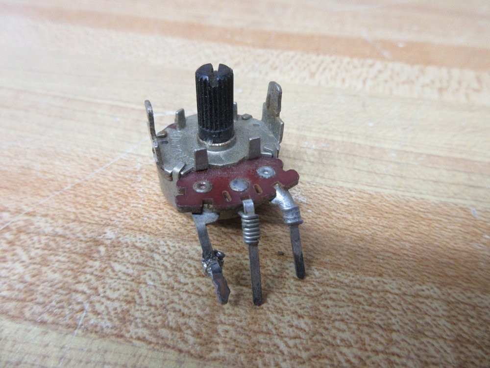Stackpole 24-620 Potentiometer 304-6401
