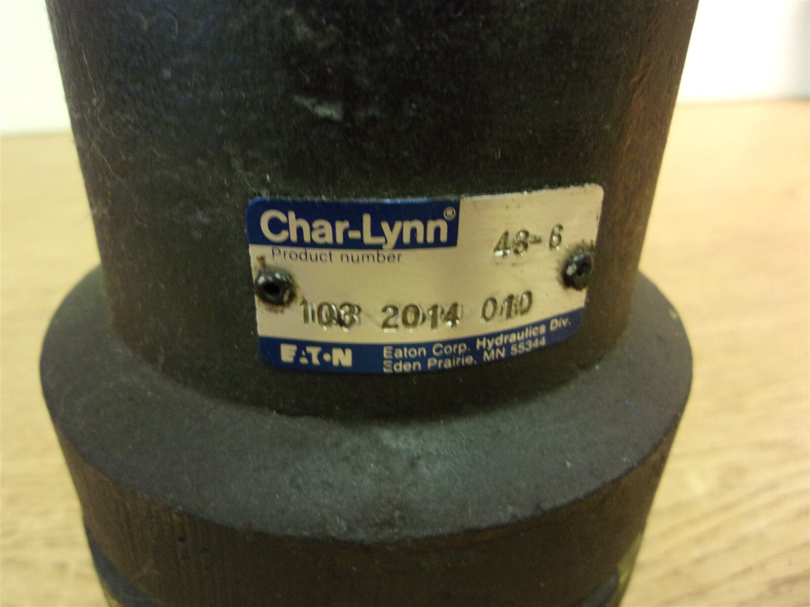 Char-Lynn 103-2014-010 Hydraulic Motor *FREE SHIPPING*