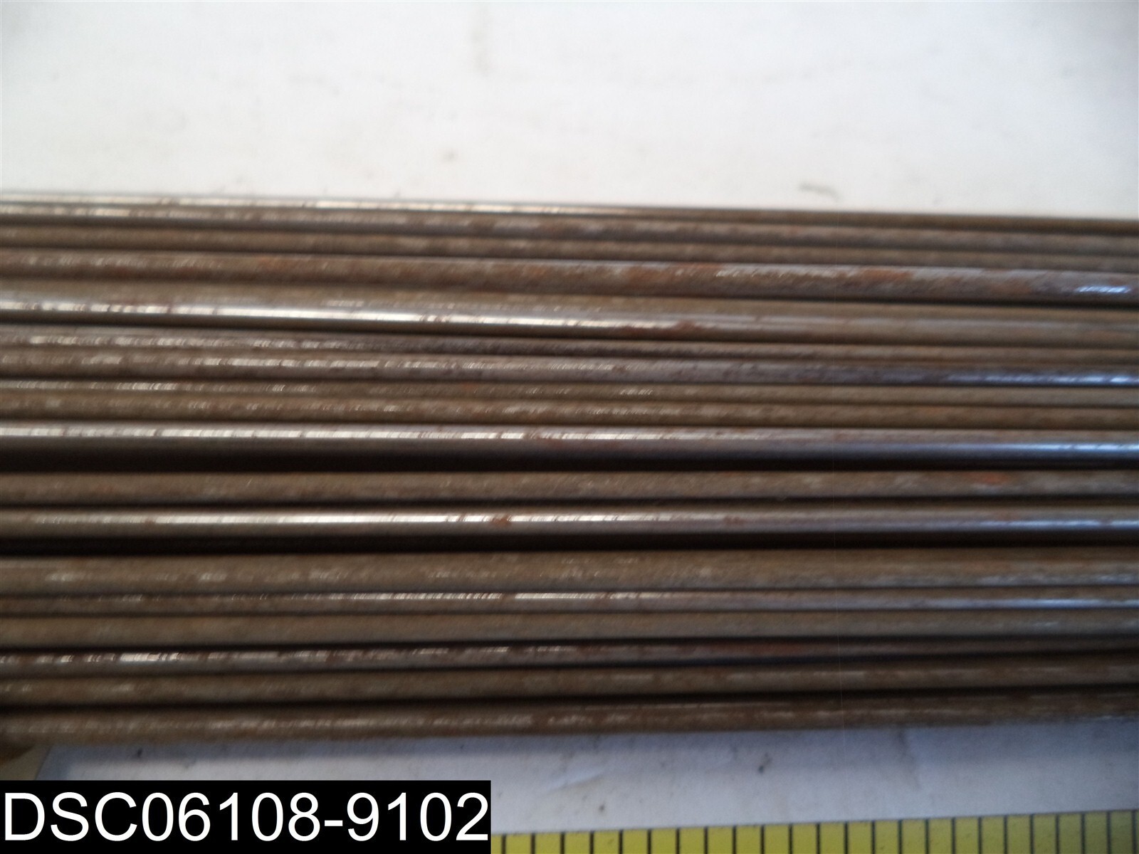 RUSTY: QTY=100: 2321Y-6 InterTape Yellow Locator Flags