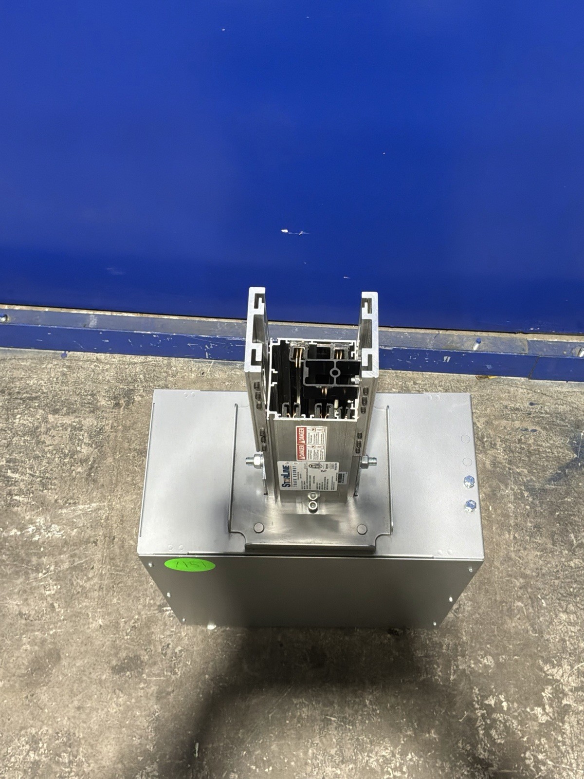 Starline 250 Amp 415Y/240V 35KA UF20T5CGR-RRSN-0100C-STDD-M43W3 Busway 🟦