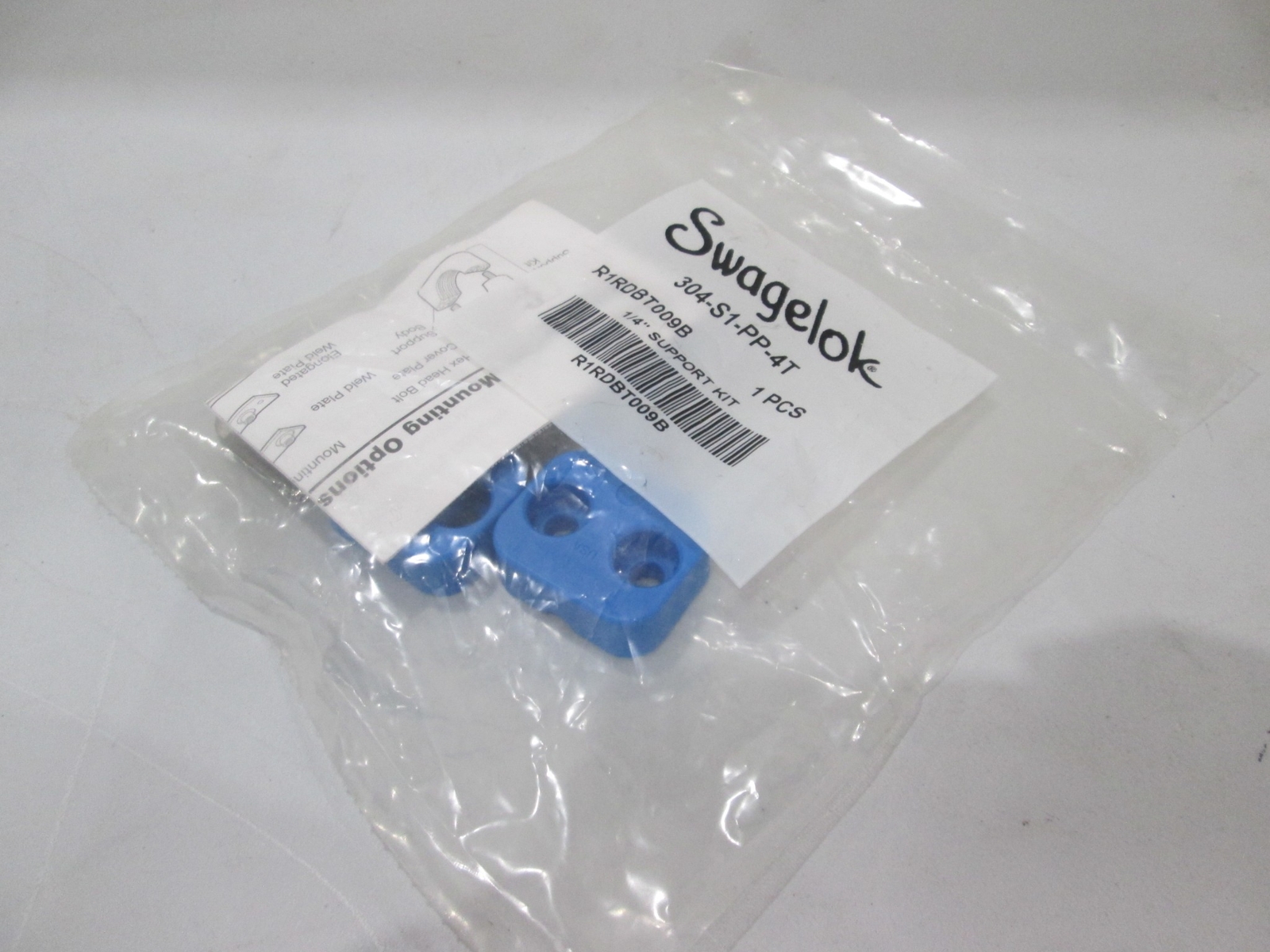 Swagelok, 304-S1-PP-4T, 1/4″ Support Kit, New
