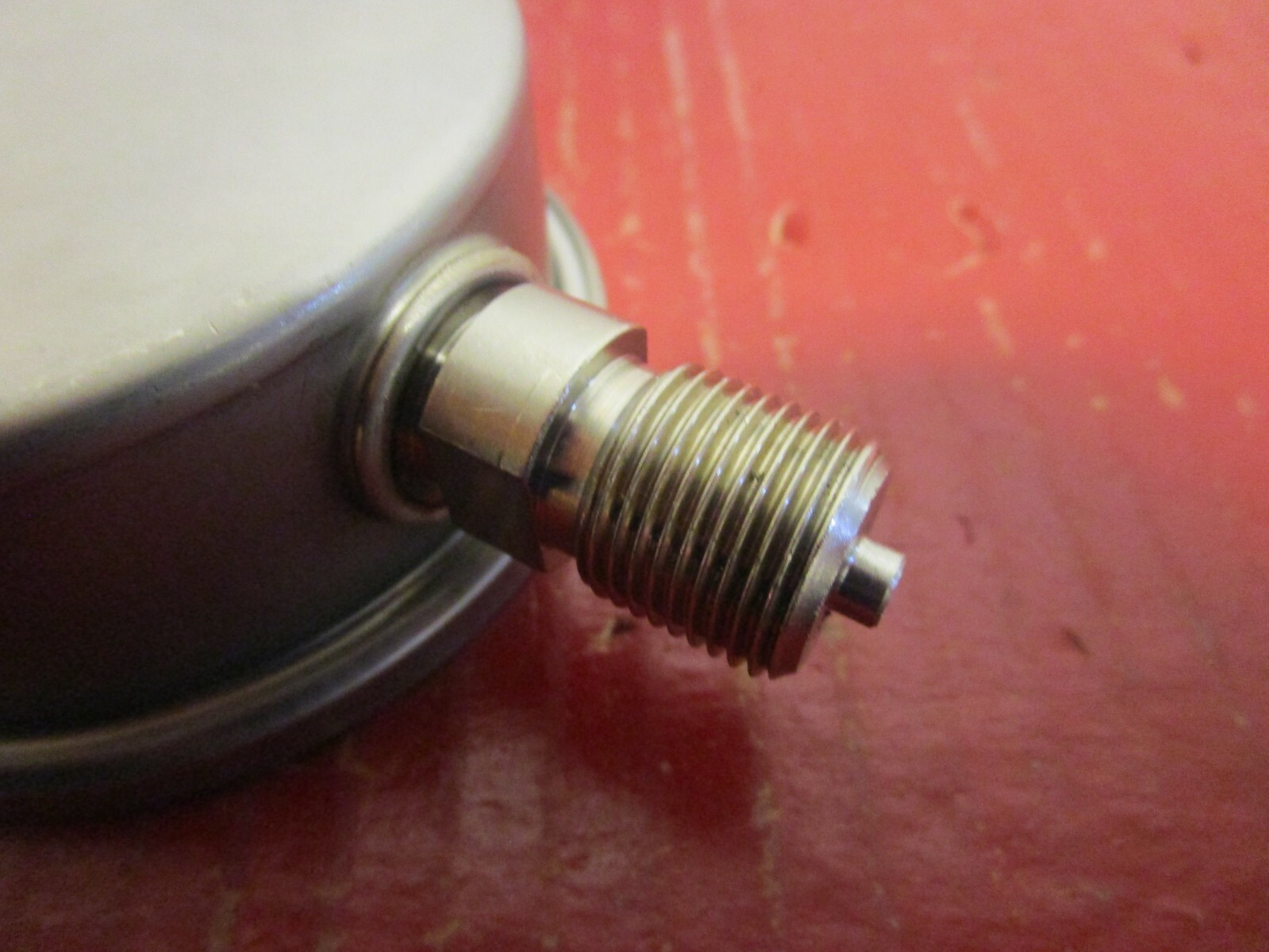 NEW NKS 3-1/2″ LIQUID FILLED PRESSURE GAUGE AU 3/8 75x 350KGF/CM2 0-5000 PSI