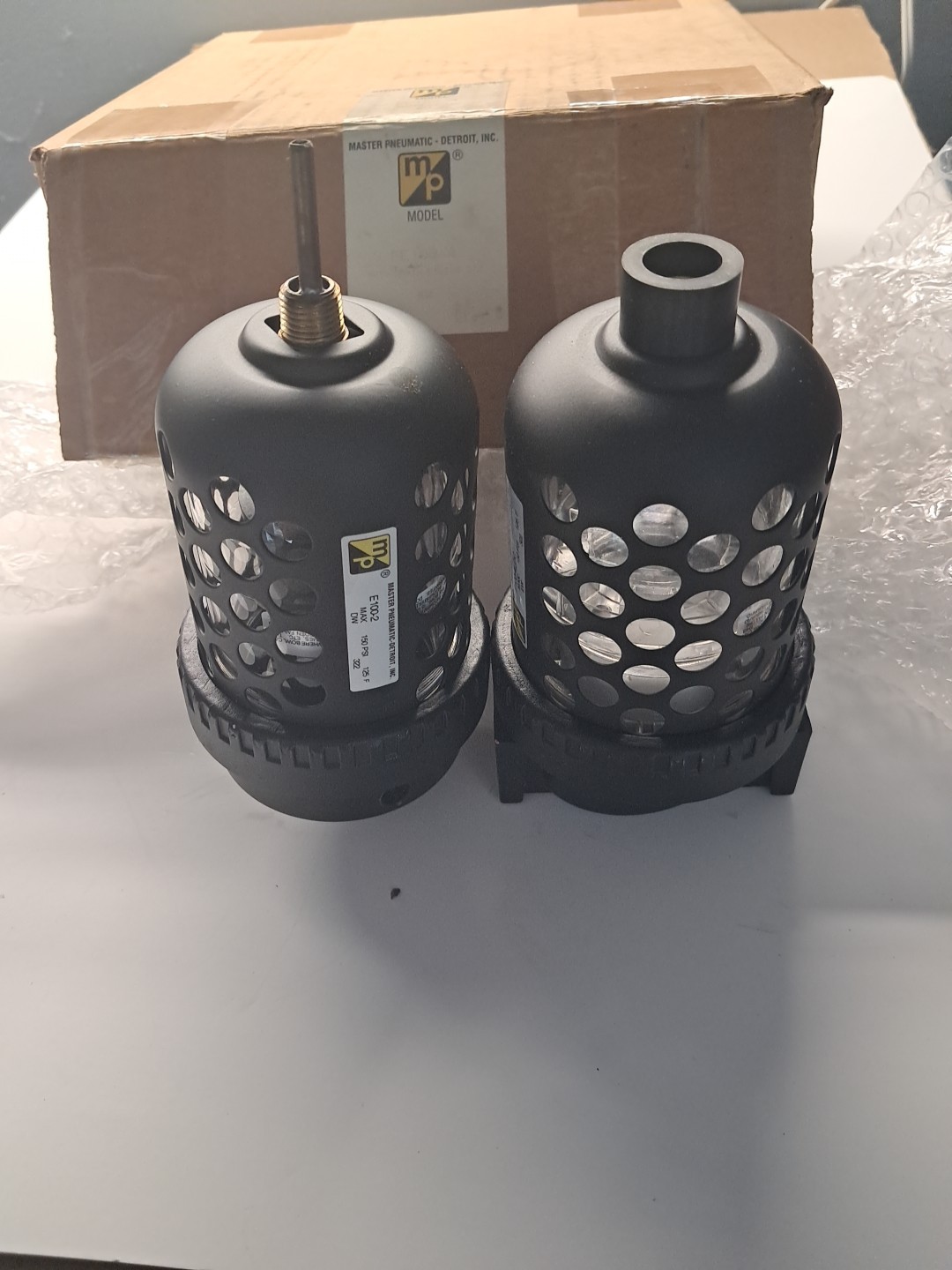 MASTER PNEUMATIC E100-2 150PSI NSNP With F100-4LDC