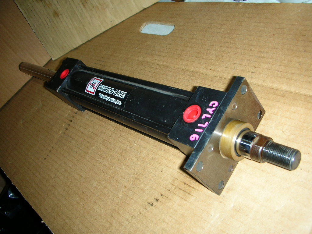 EATON HYDRO-LINE CYLINDER R5FD-2X9-B-1-2-N-V-V-1-1 R5F 2″ BORE 9″ STROKE NOS!!