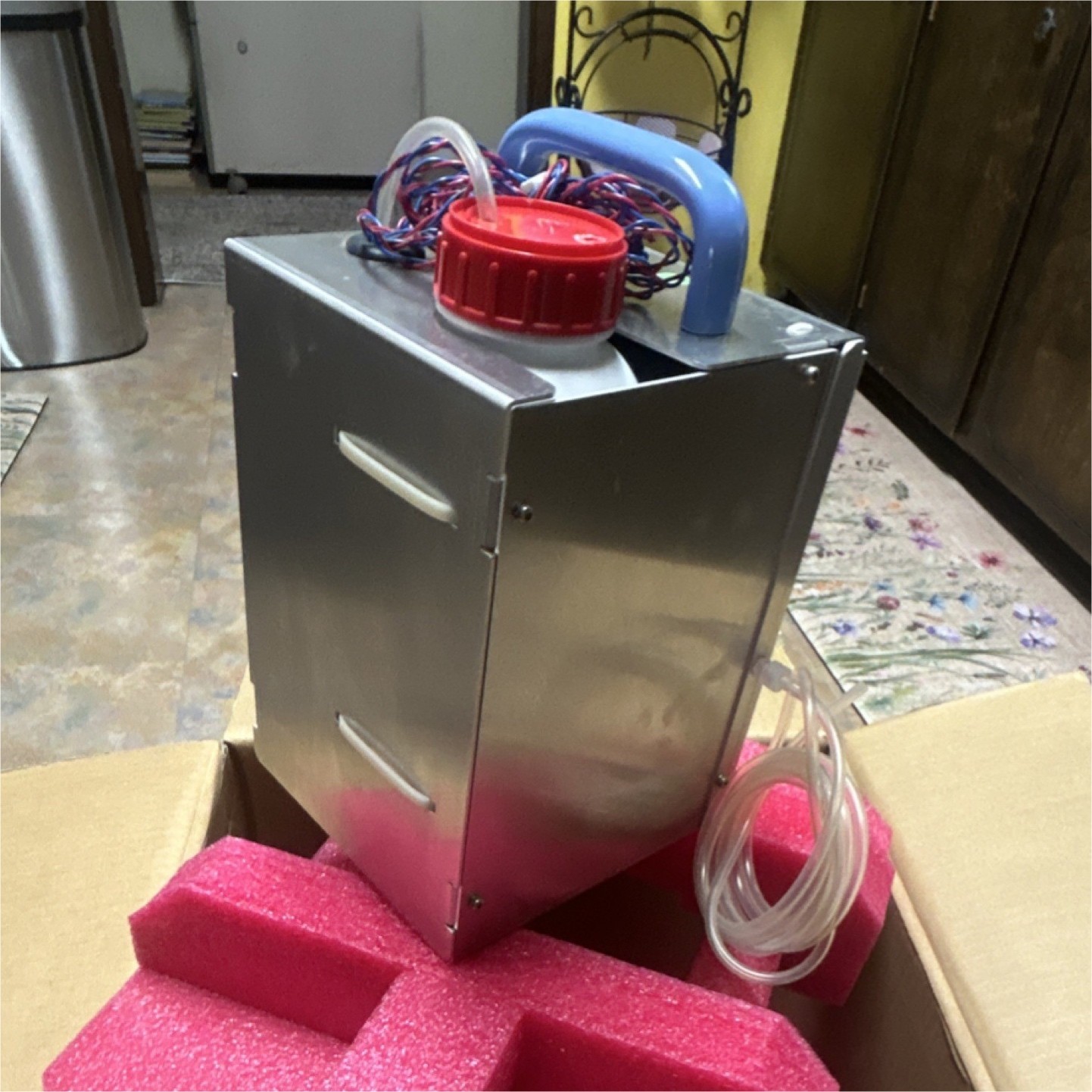 Stainless Steel Industrial Liquid Dispensing Unit with Tubing and HP DESIGN JET