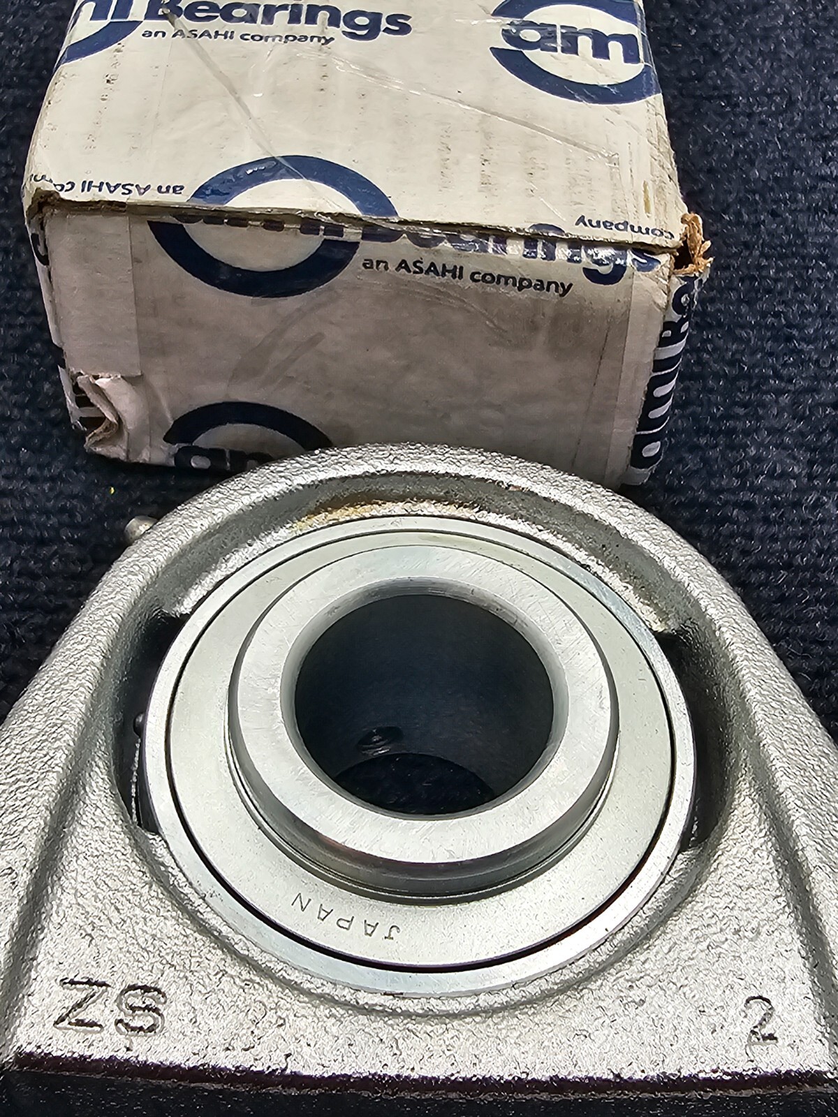 AMI ASAHI UCP207-20NPMZ2: PILLOW BLOCK BEARING 1-1/4″ SHAFT