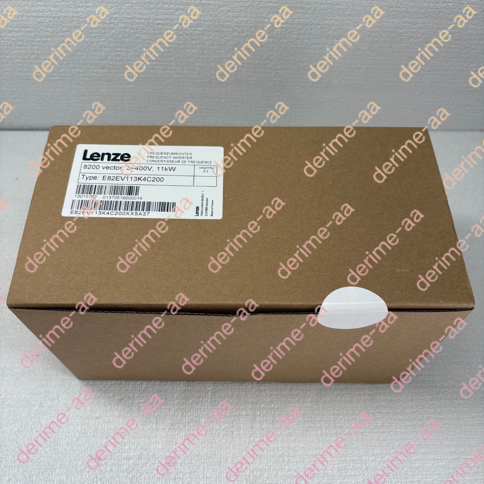 Lenze E82EV113K4C200 E82EV113_4C200 frequency converter#1pcs new in box