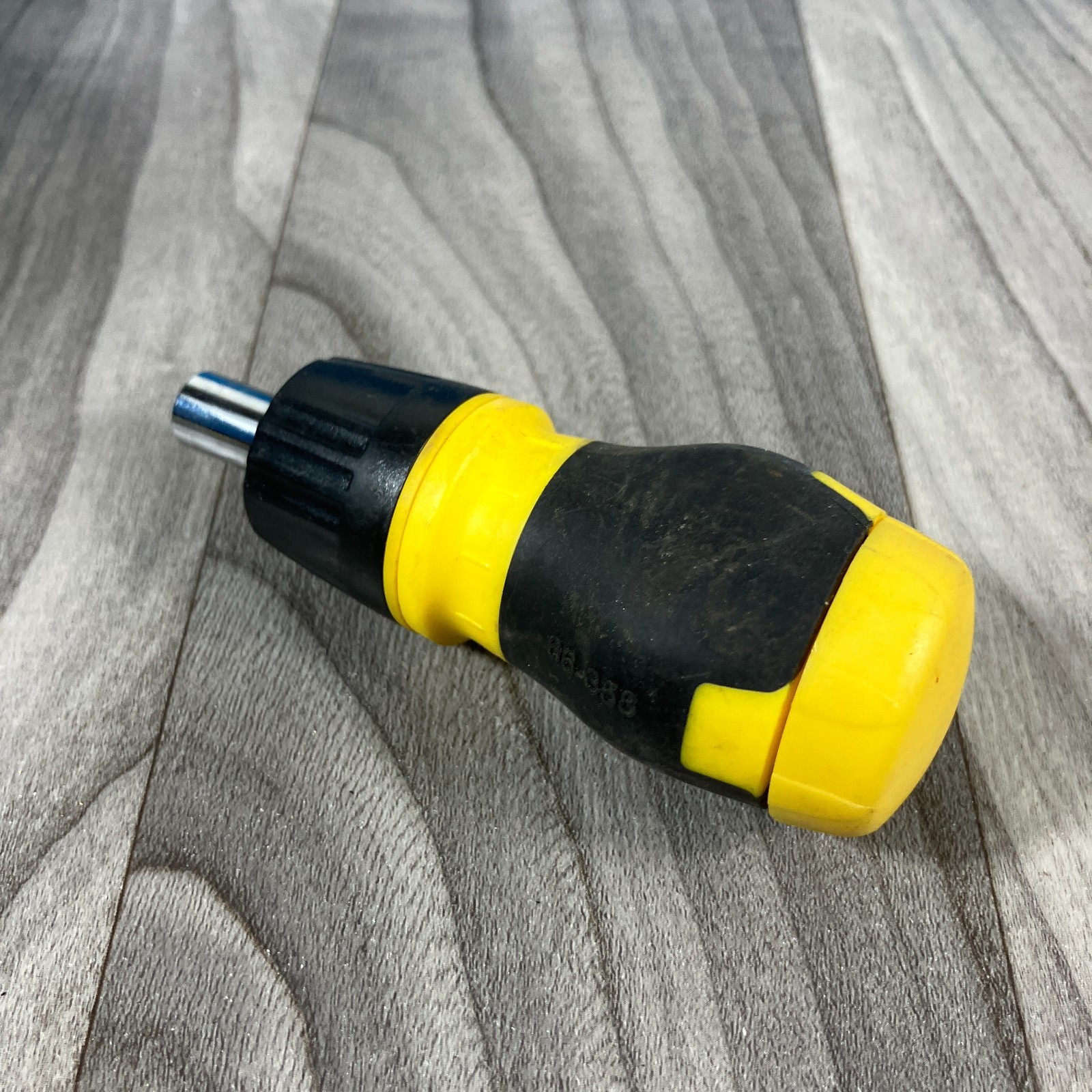 Short Twist Stanley Phillips Screwdriver (LL) WITH 3 BITS