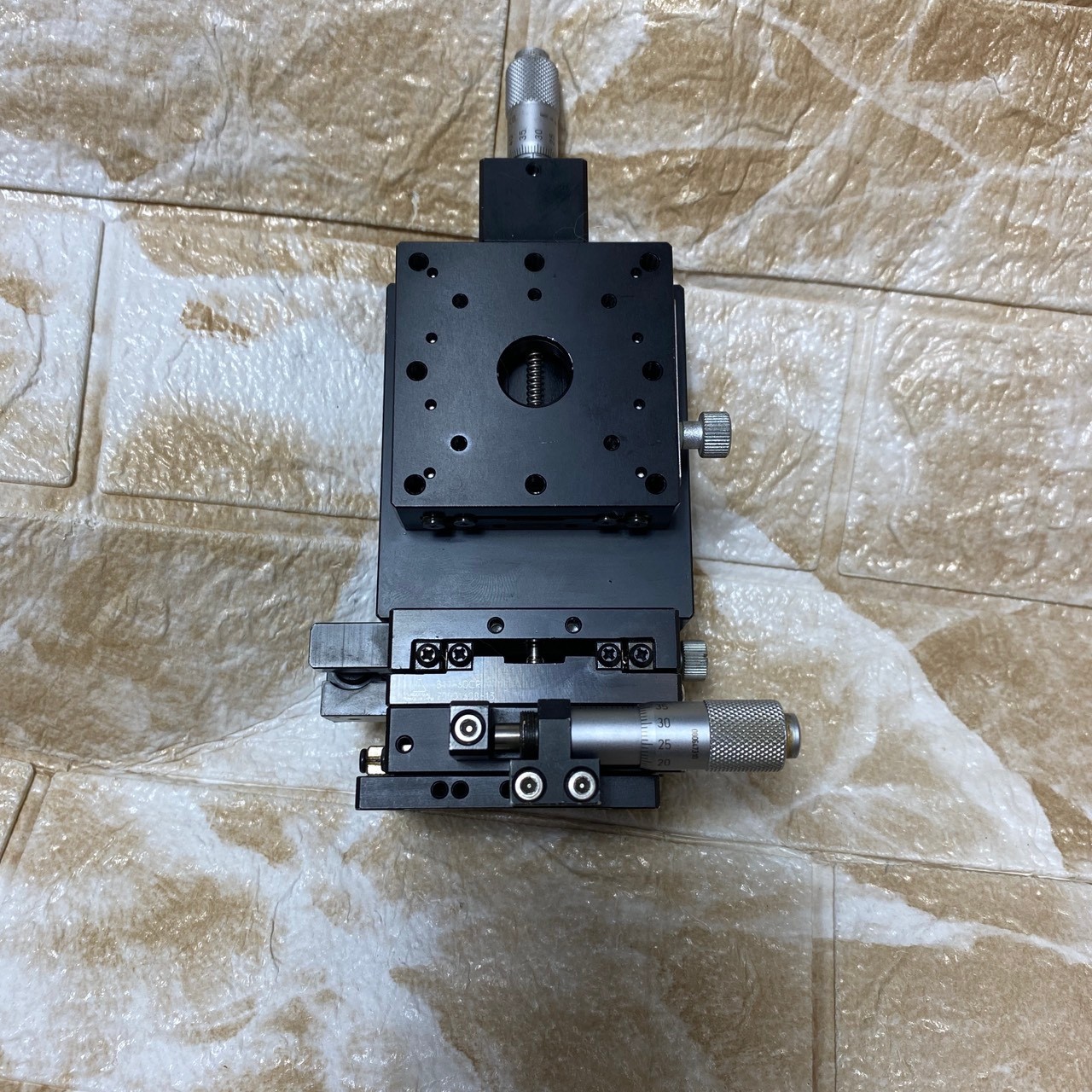 SURUGA SEIKI B11-60C-60CR-60AZ A47-5 MIX 3AXIS Stages as in photos, LAST, DHL