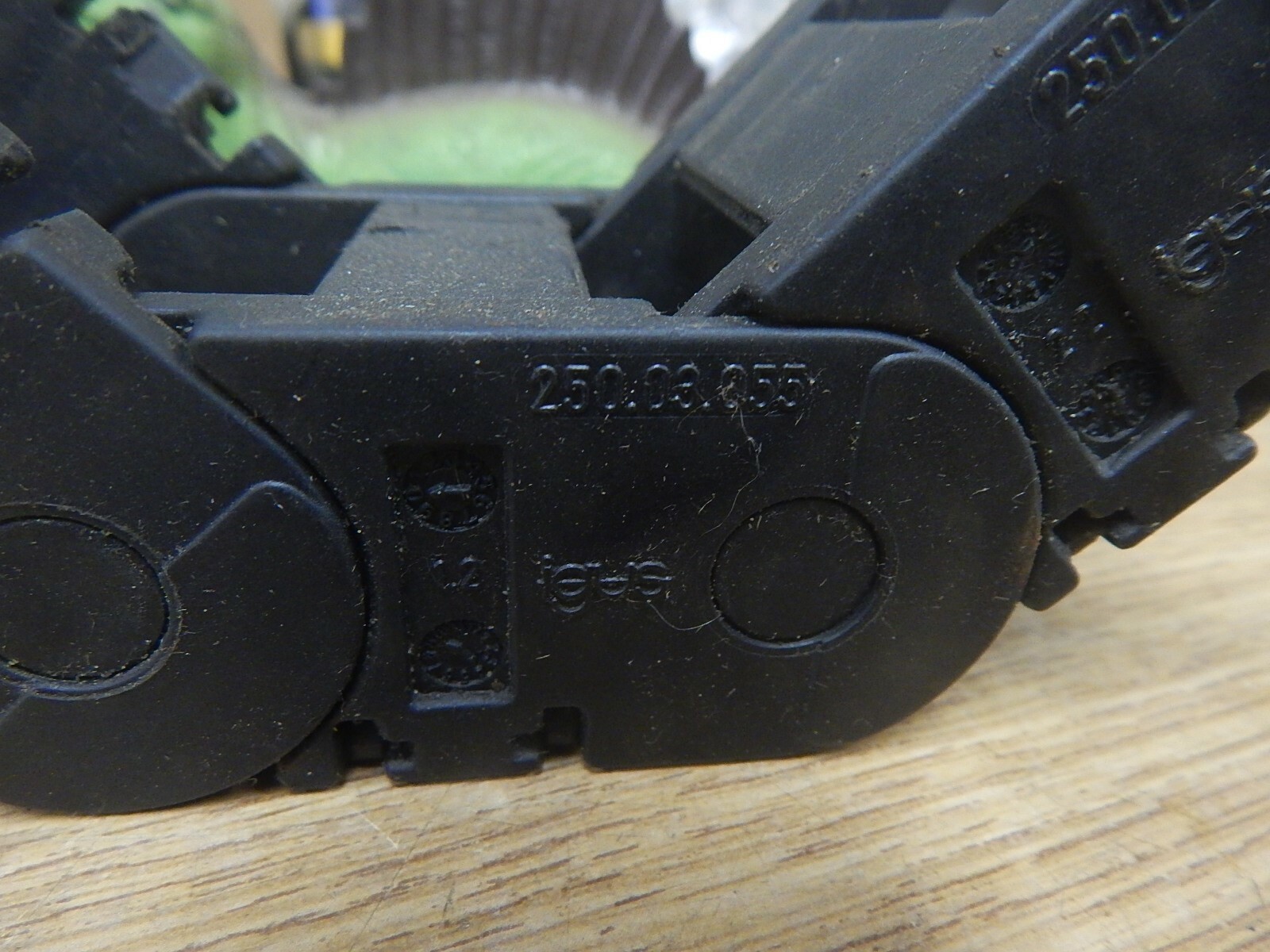 Igus 250.03.055 Plastic Chain Link Attachment *FREE SHIPPING*