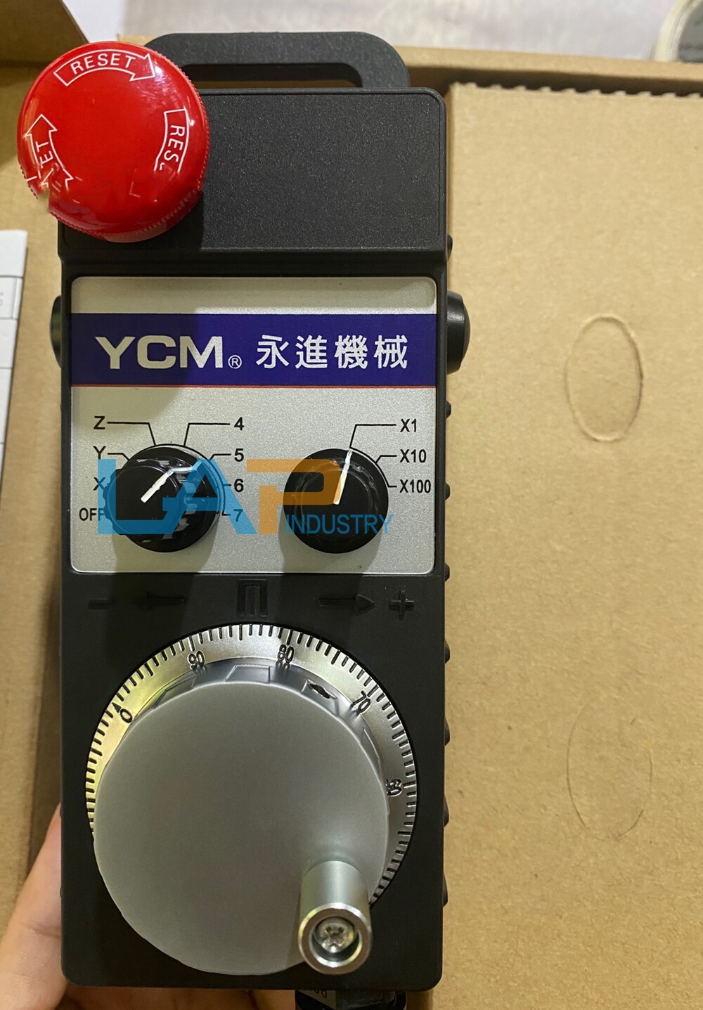 1PCS NEW FOR YCM Mechanical handwheel iHDW-BLACS-IM-D25 Electronic handwheel