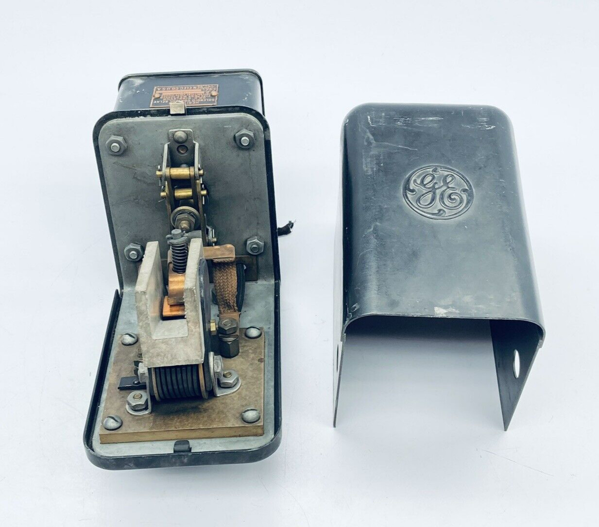 UNTESTED GENERAL ELECTRIC PB-54 HESITATING SOLENOID CONTROL RELAY 125/250V P2406