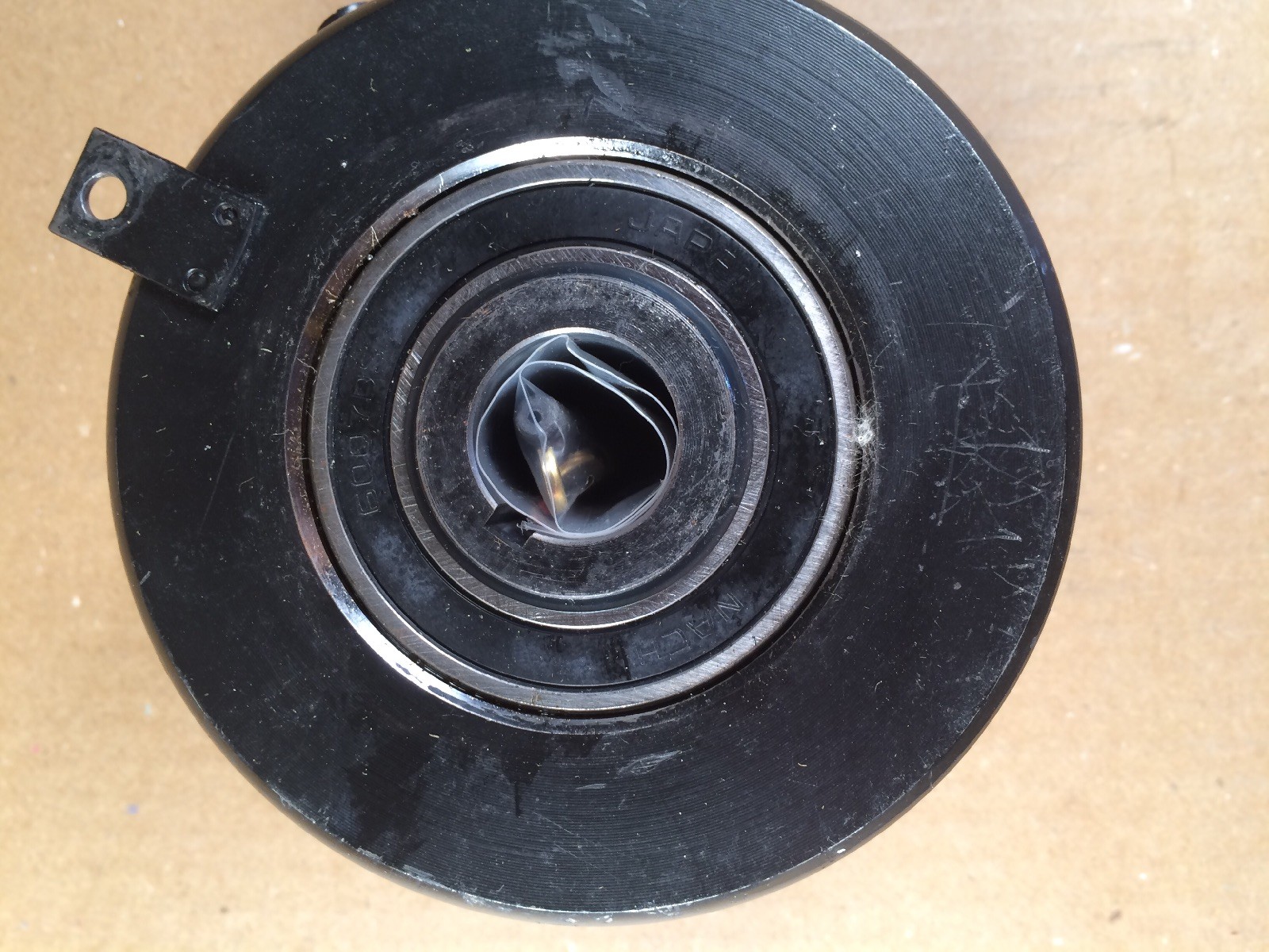 WARNER ELETRIC SFP-400 CLUTCH XR-05044 *BELIEVED TO BE SLIGHTLY USED TO NEW * —