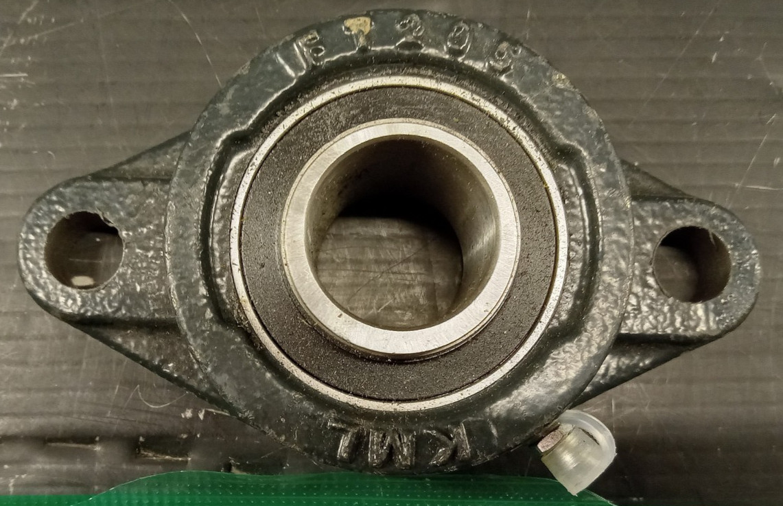 1 NEW KML HCFT205-16 2 BOLT FLANGE PILLOW BLOCK BEARING NNB ***MAKE OFFER***