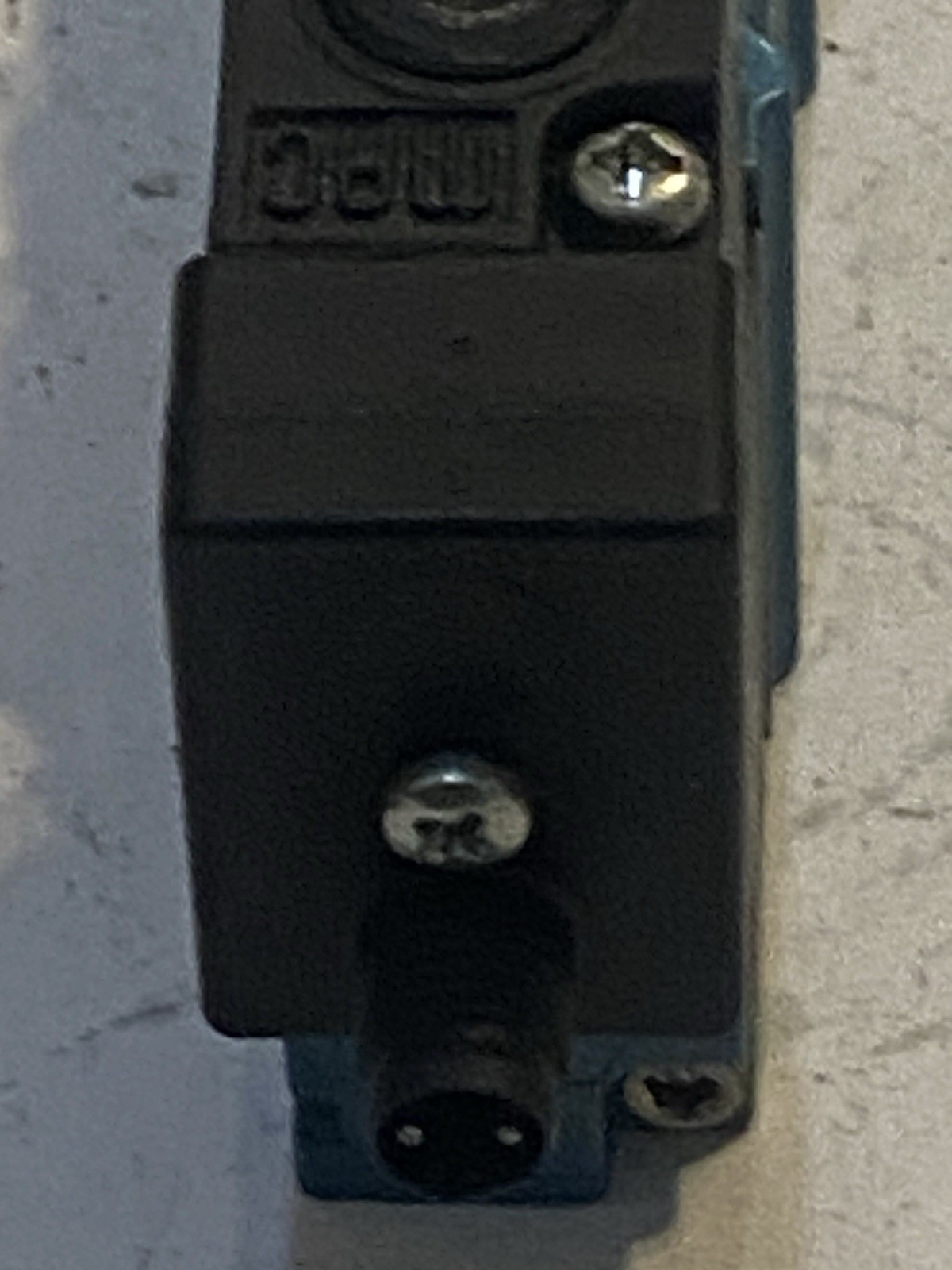 MAC 411A-B0A-Dp-DDAJ-1pa SOLENOID VALVE, 4-WAY 2-POSITION With Solenoid