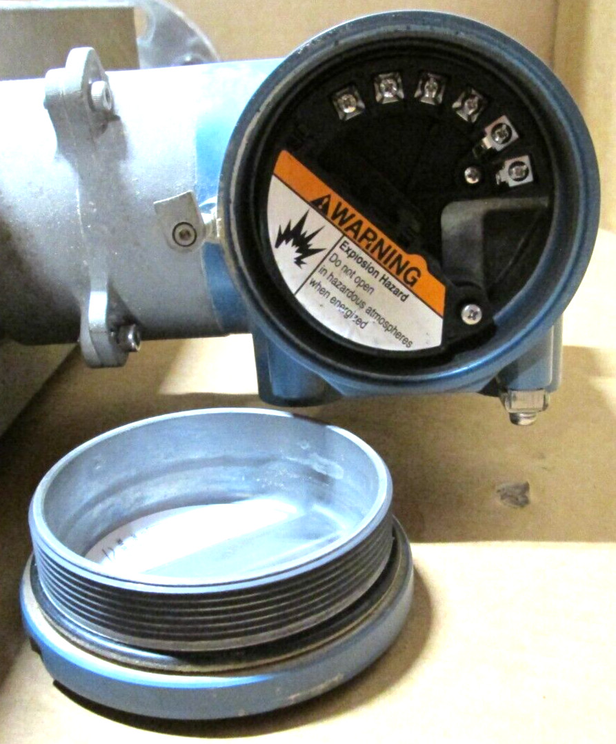 MICRO MOTION, 2″ X 1-1/2″ 600#, R200S420NCAAEZYZZ, 2700I12ABAEZZZ, USED