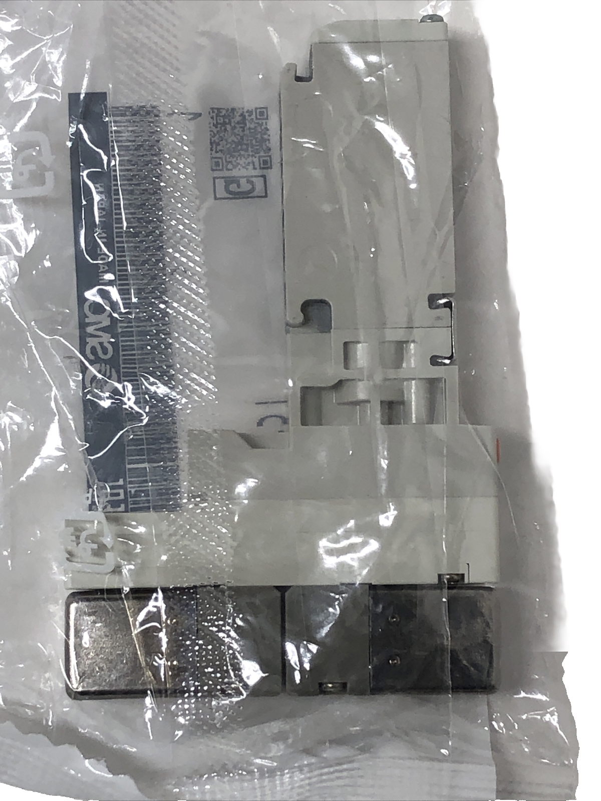 SMC VQ1201N-51 PCD 163K666H01 Manifold Valve, Rubber Seal; CC21-DMS0135