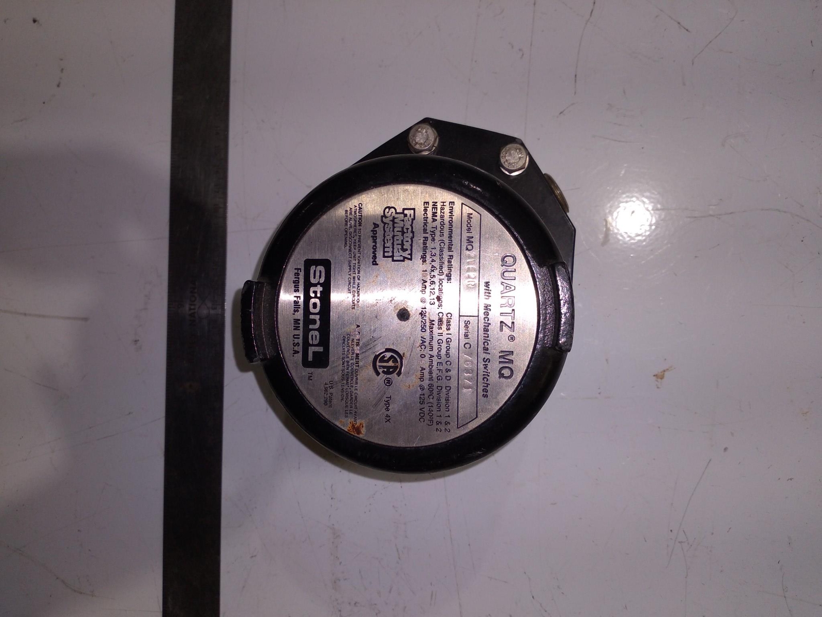 STONEL quartz mq 2VE2B 125/250VAC 0.5AMP 125VDC