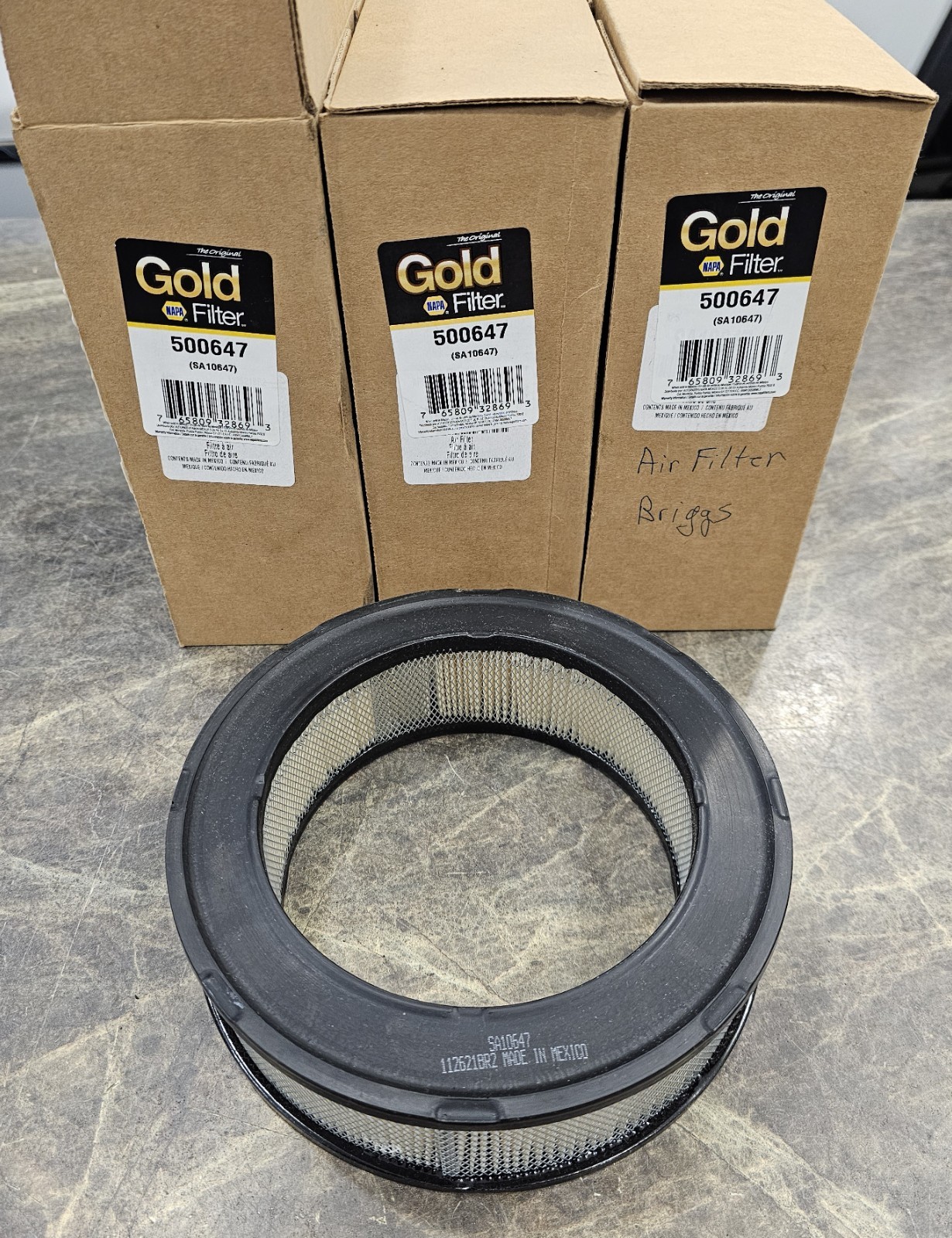 NAPA GOLD 500647 Air Filter SA10647 BRAND NEW