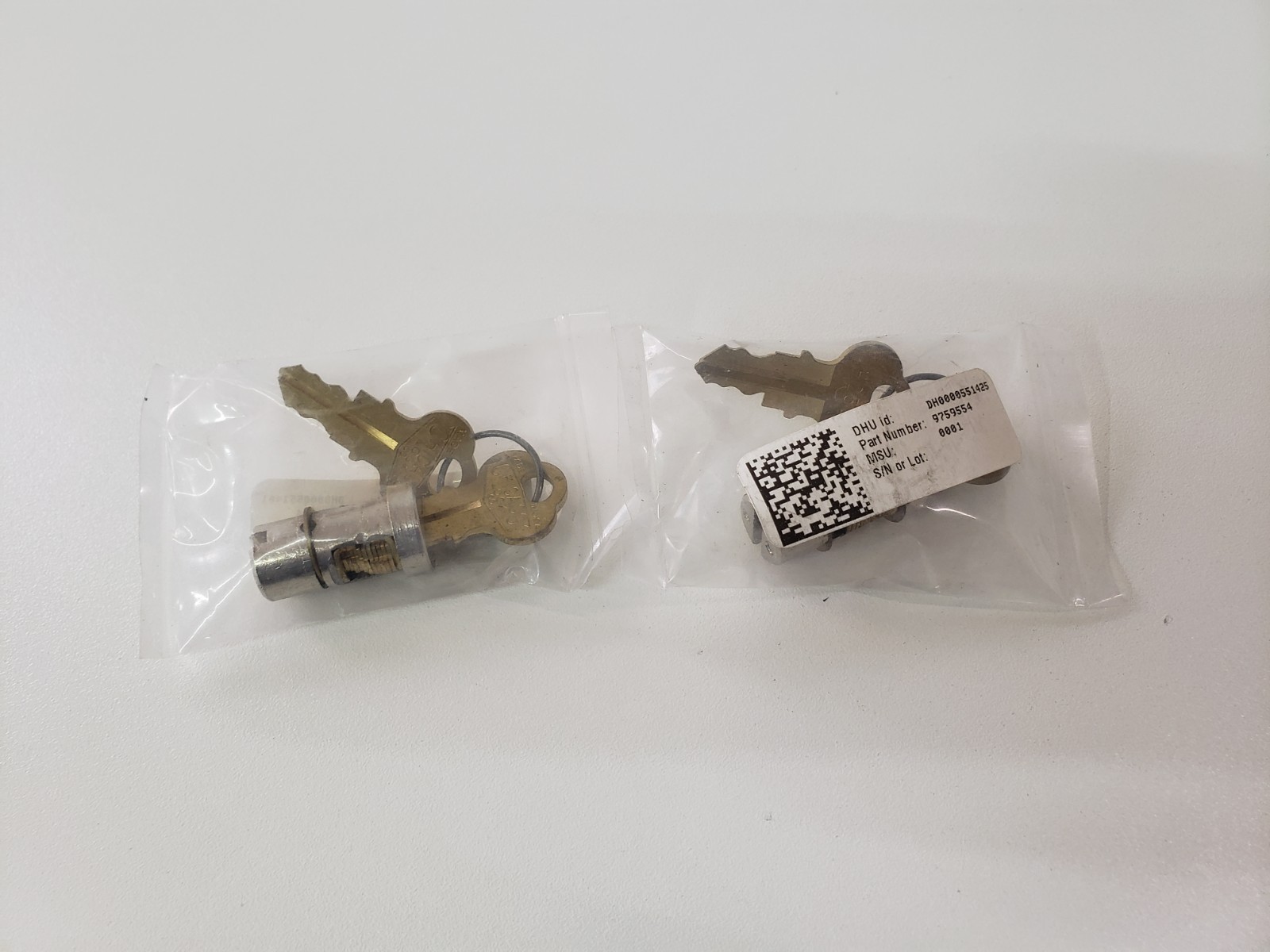 LOT of 2 – UNUSED – TKE ThyssenKrupp 9759554 Key Lock Cylinder