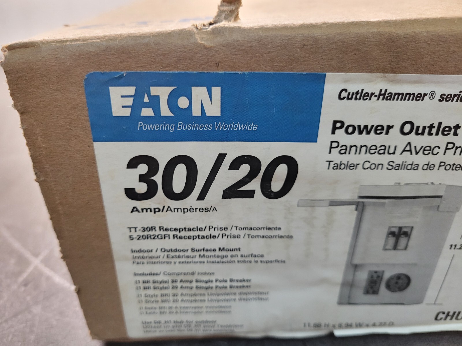 Eaton CHU4N7NS Power Outlet Panel.