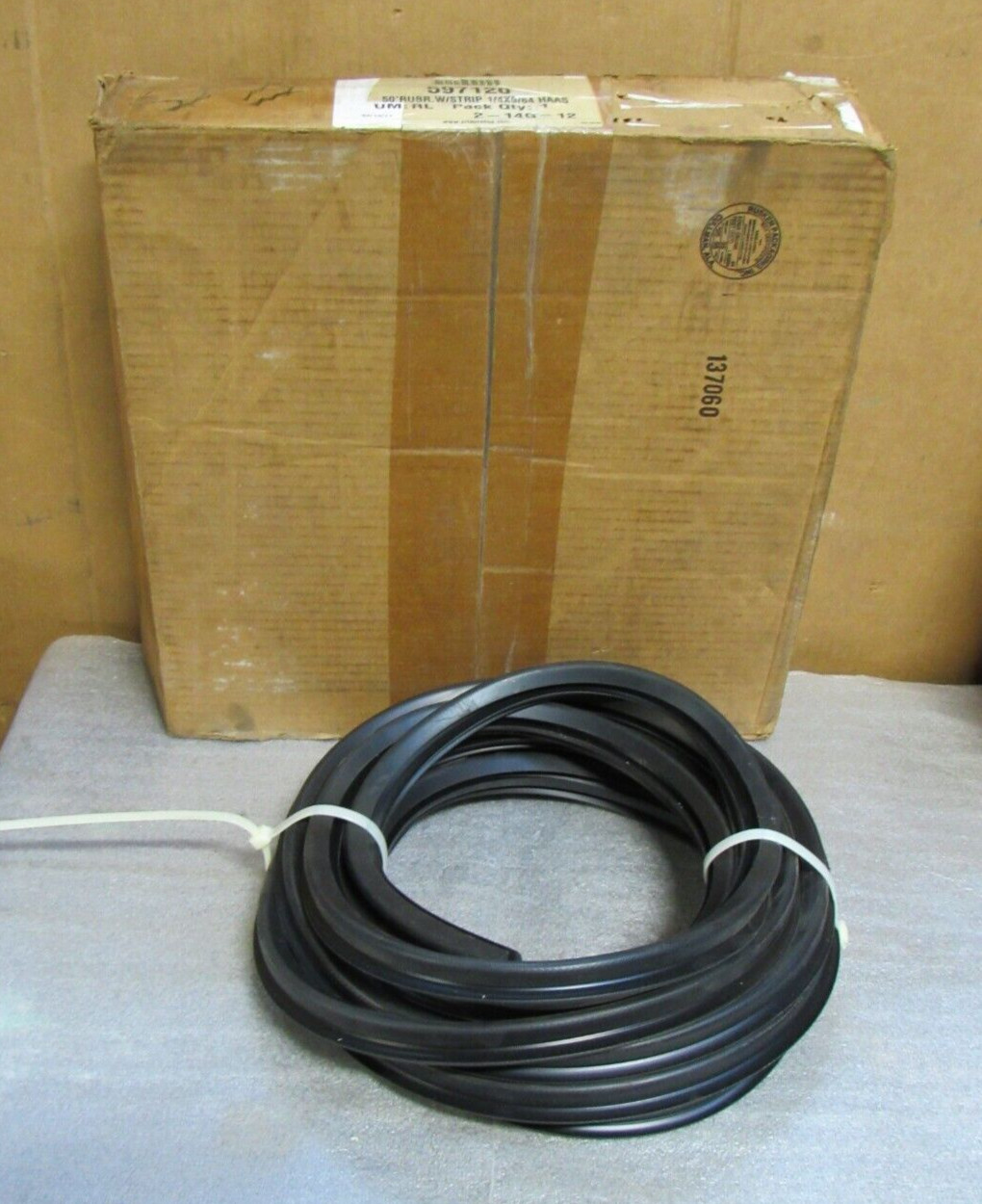 NEW CR LAURENCE RUBBER WEATHER STRIP STRIPPING 597120 1/4X9/64 26′ FT