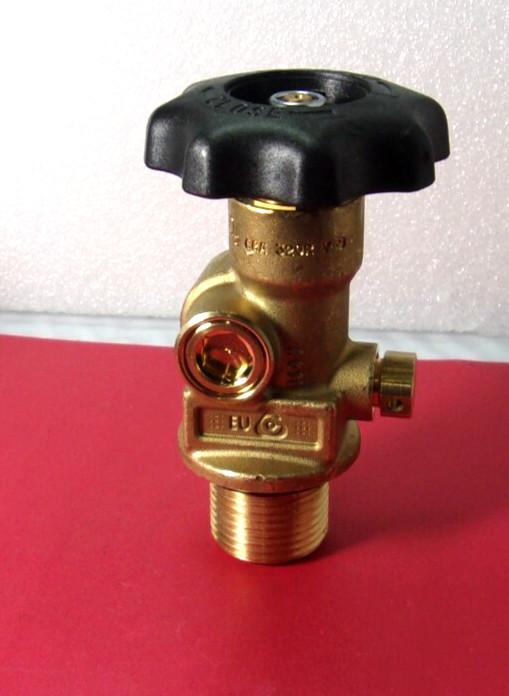CAVAGNA CO2 CGA320R ISO V-9, 23-39, 1.125″ 12 UNF, Brass Cylinder Valve,3000P
