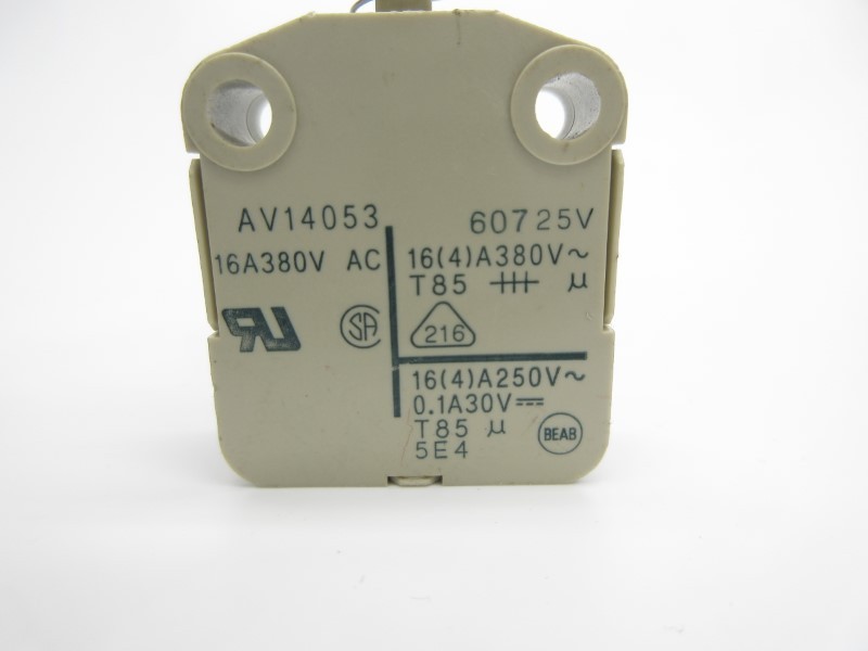 MATSUSHITA AV14053 380VAC 16A NSNP