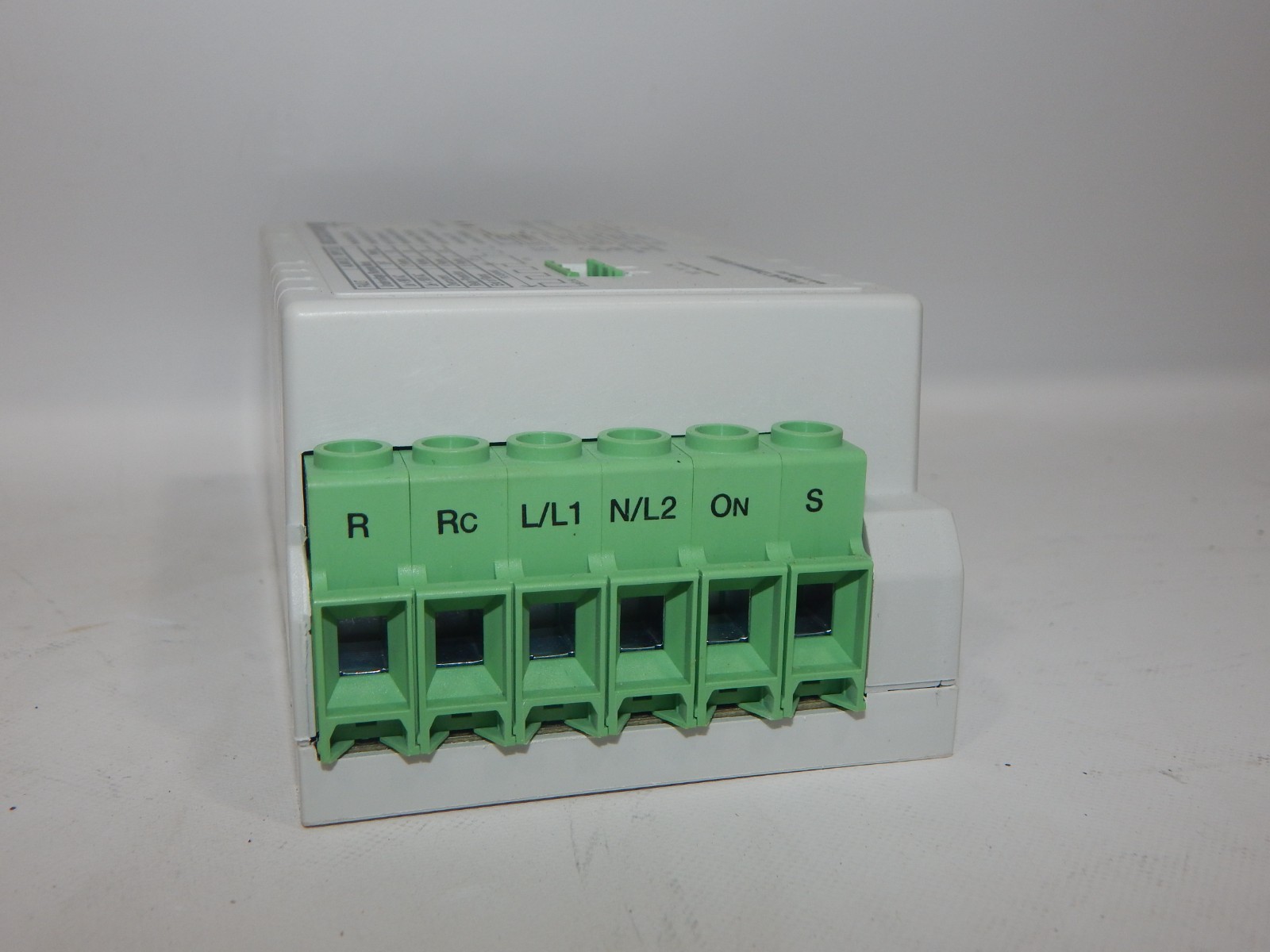 Carlo Gavazzi 1 Phase AC Compressor Soft Starter RSBS2332A2V22C24SM09 32A 230V