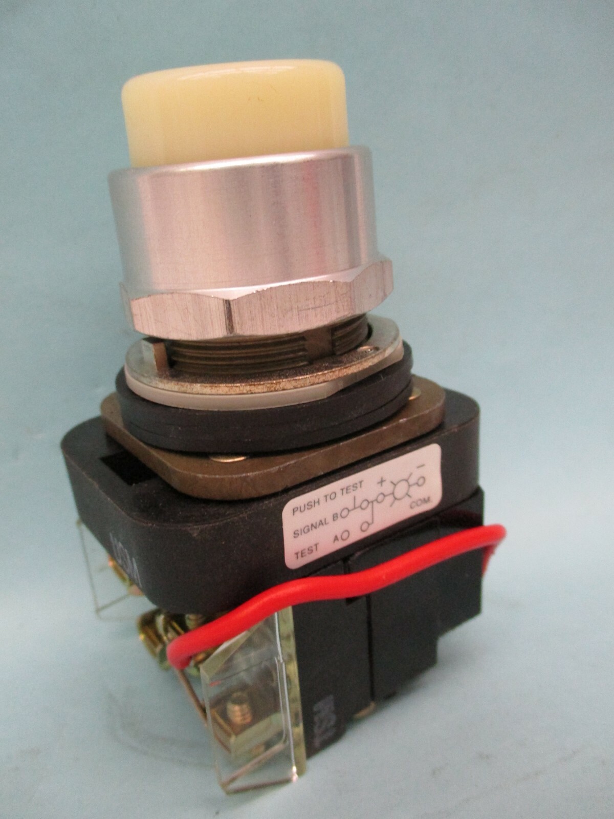 New Open Box Allen-Bradley 800T-PT16W Pilot Light Type 4, 13 White Lens A3907DH