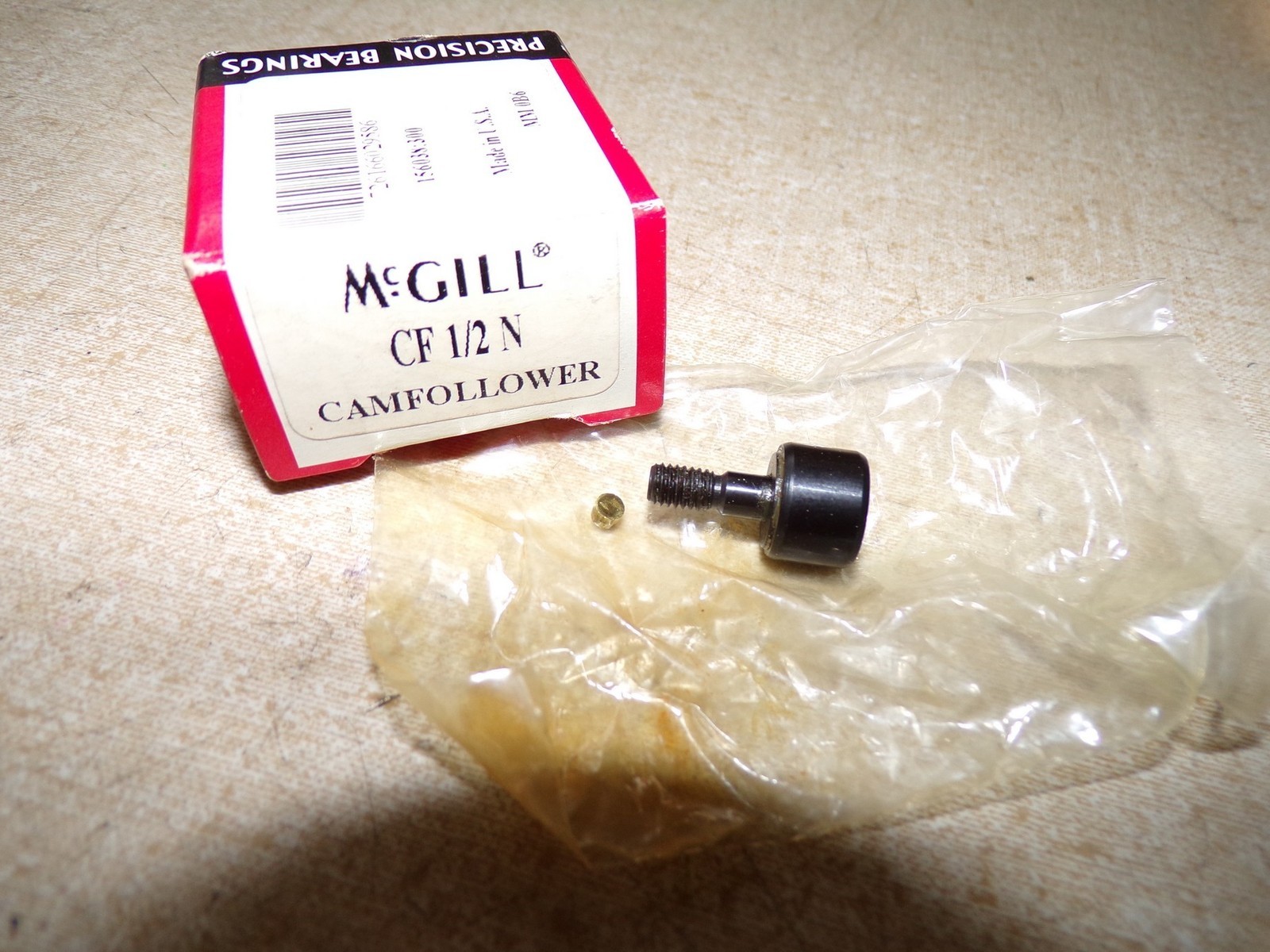 NEW McGill CF1/2N Cam Follower *FREE SHIPPING*