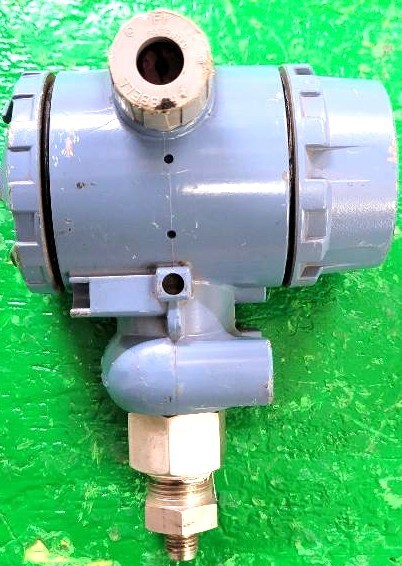 6️⃣ROSEMOUNT 2088G3A22AIM5 GAUGE PSI TRANSMITTER PESSCO OFFERING 1 W051426-3 🗽