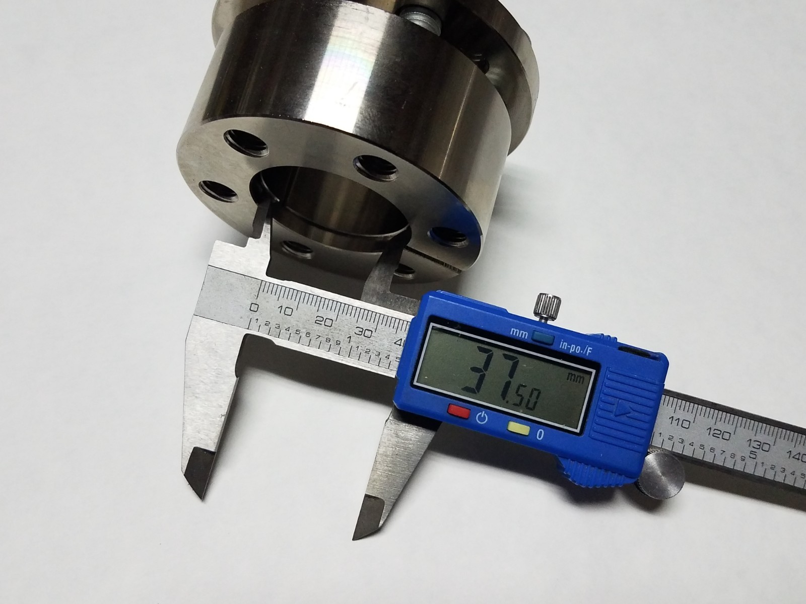 KEYLESS TAPERED SHAFT HUB LOCKING DEVICE 37.5mm ID x 75mm OD x 30mm NNB