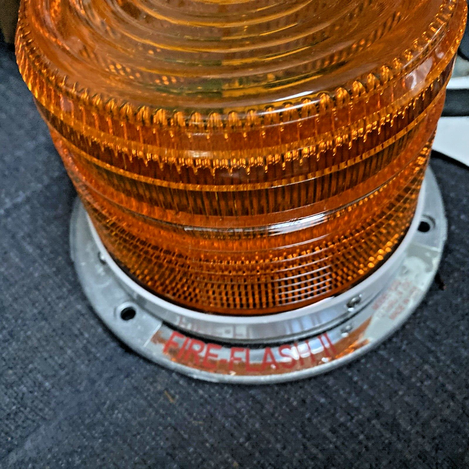 PSE AMBER L9200ASH FIRE FLASH II NEW