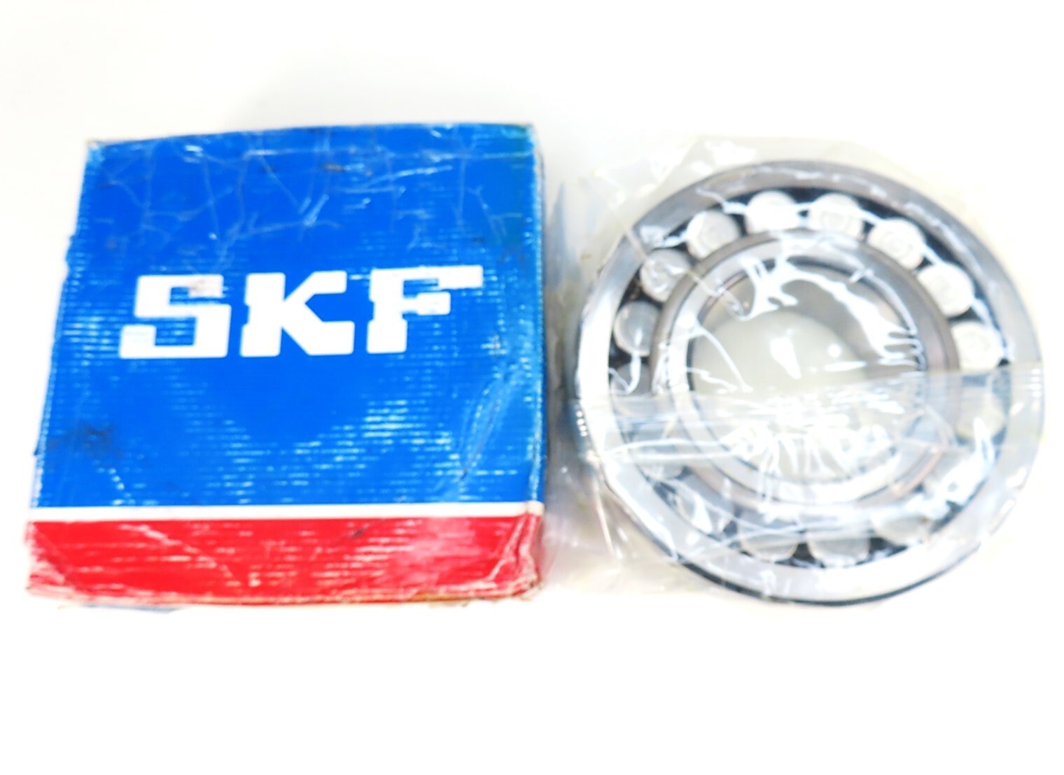 SKF 22319 E/C3 Explorer Spherical Roller Bearing 95x200x67mm NEW IN BOX