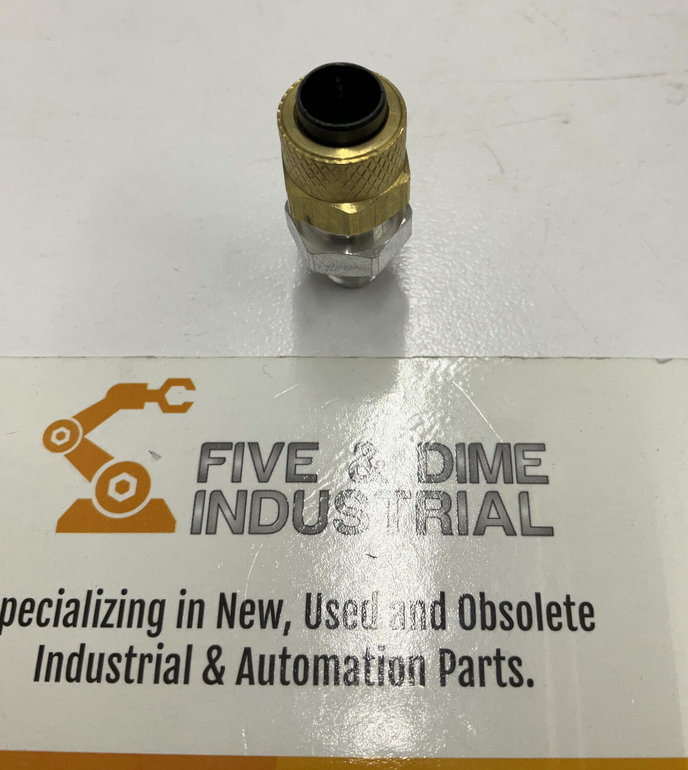 Pneumadyne S10-1796 Package of (25) 1/4-20 to 1/4 Push Fittings