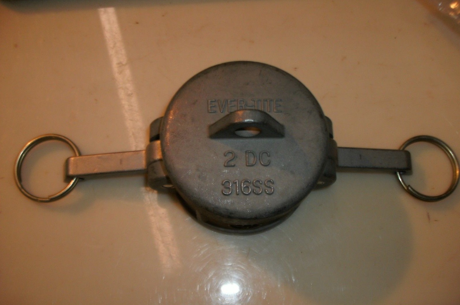 EVER-TITE 320DCSS 2″ DC CAMLOCK DUST CAP 316 STAINLESS STEEL