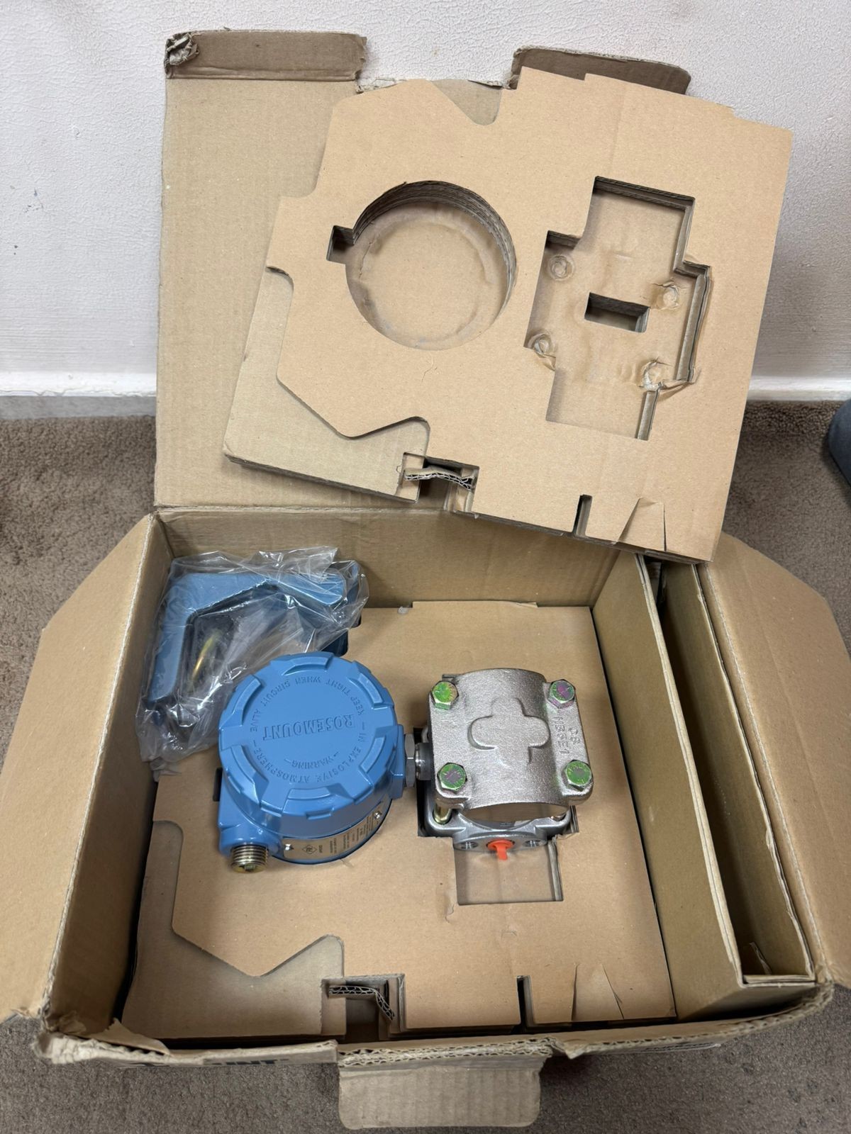 Rosemount / Pressure Transmitter / 1151GP7G22B1DF / W.P. 140BAR, Cal. 0-300PSI