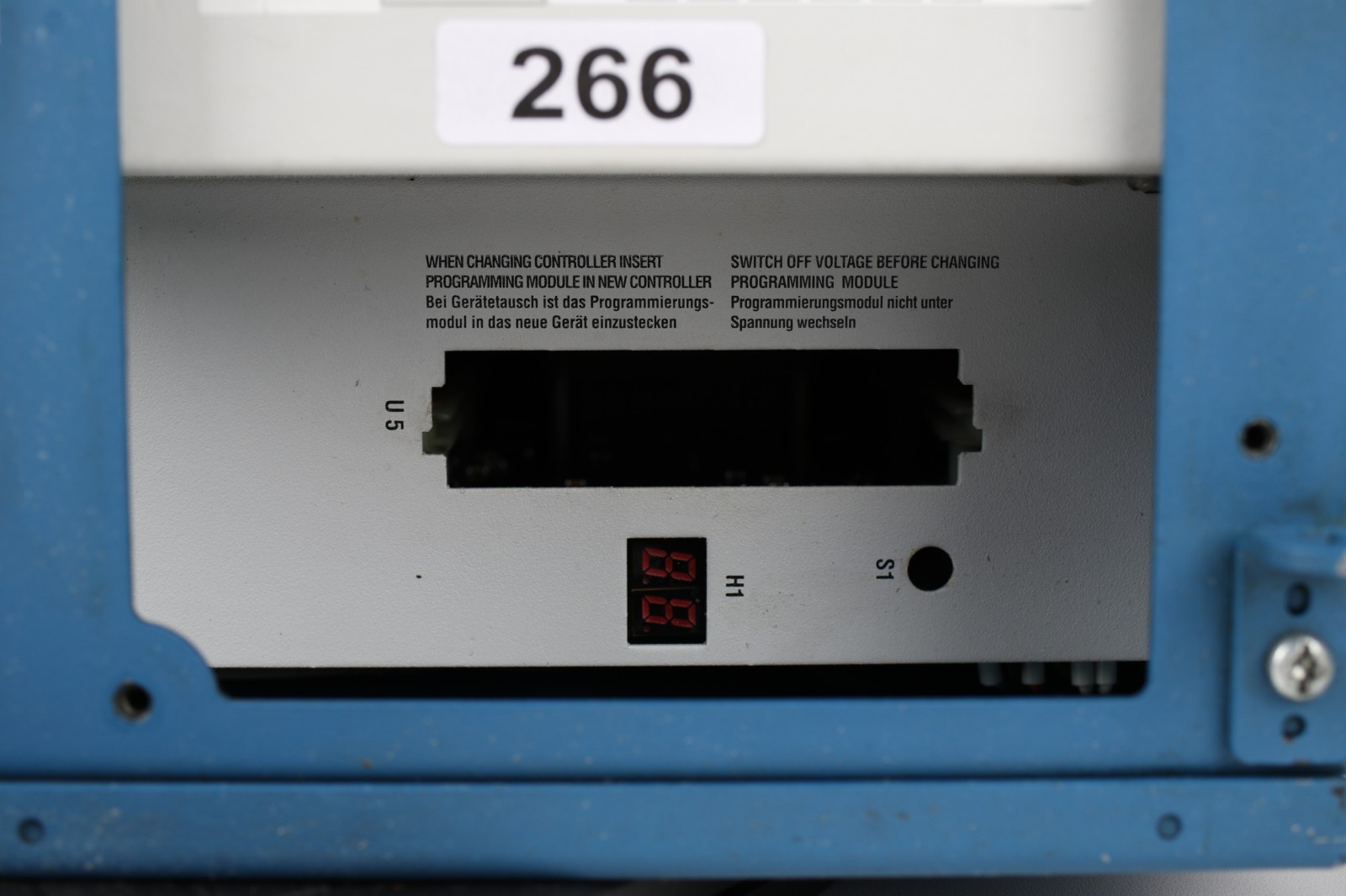 INDRAMAT DDC 1.1 K100A-DA01-00 / DSM 2.1-C11-01.RS (266) (COMPACT CONTROLLER)