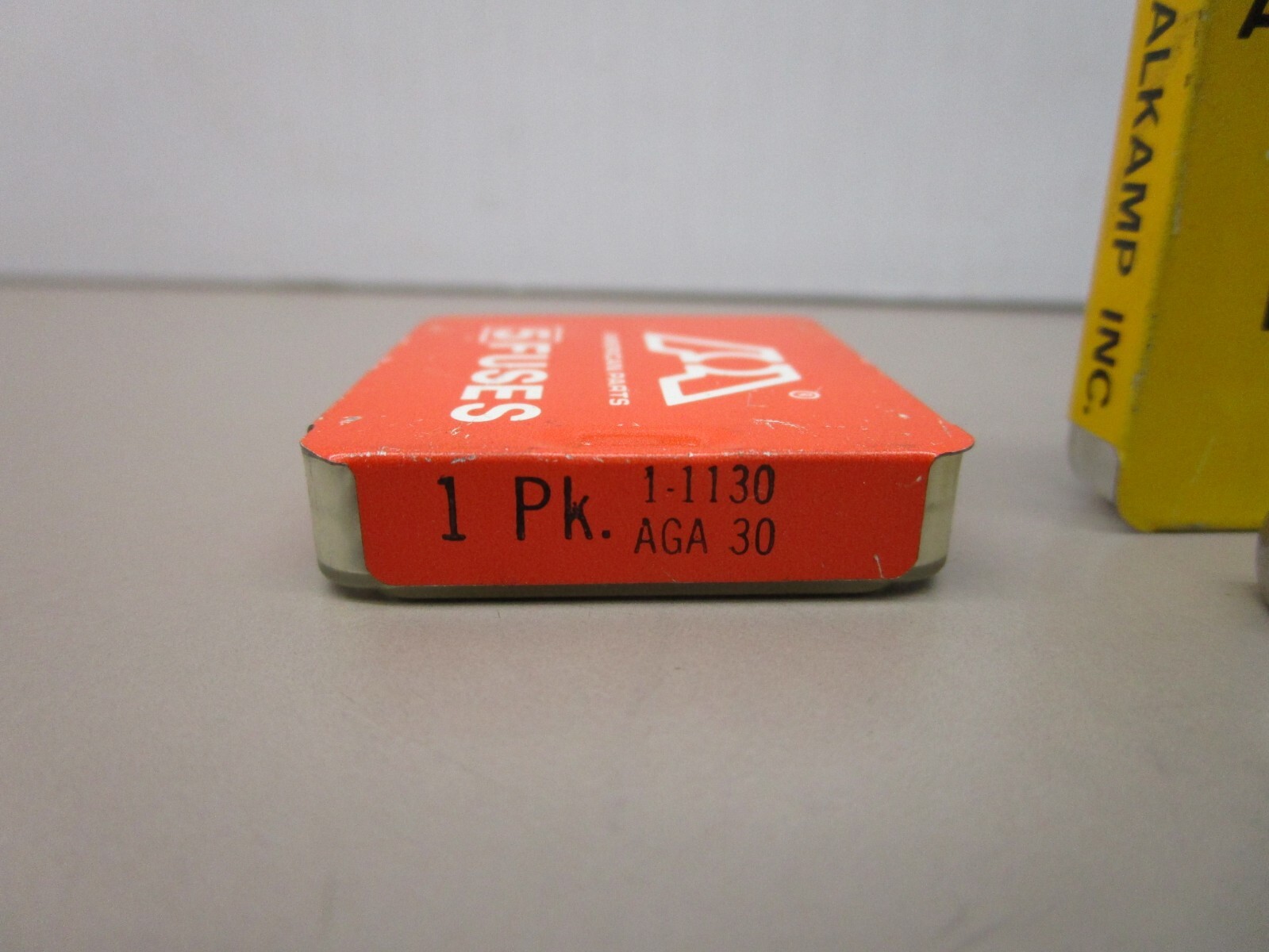 x10 Automotive Fuse Barrel Style AGA30 Fast Acting Glass 30 Amp Rating