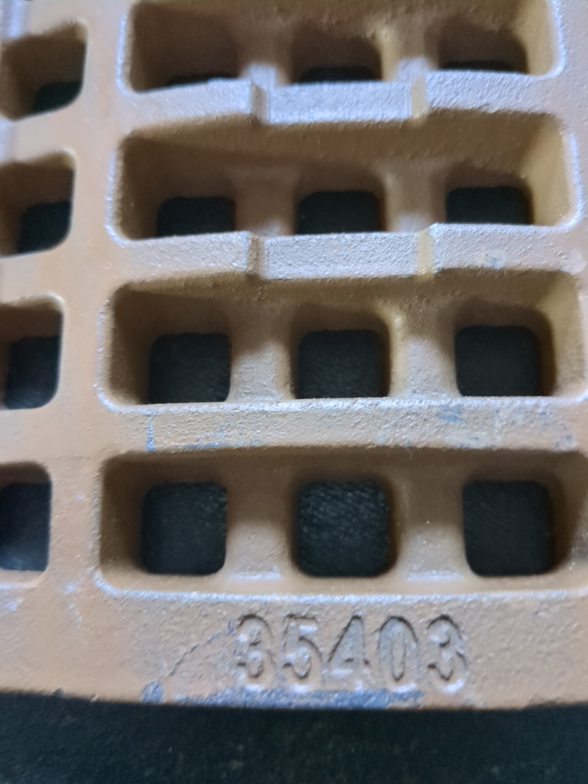 JAY R. SMITH MFG. Grate: A, Rectangular, Square Holes, 6″ Wide, 12″ Length