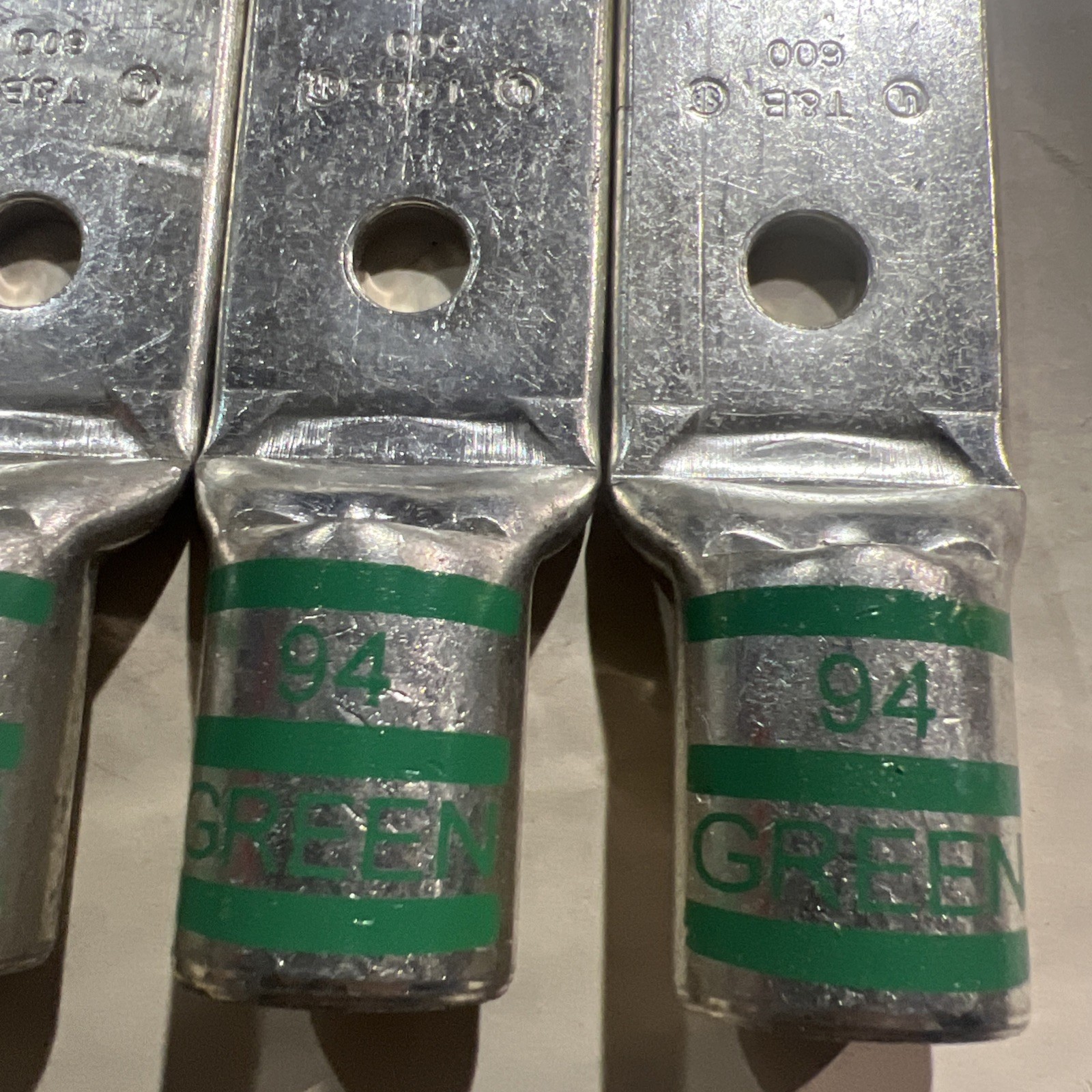 T&B 600 94 GREEN DIE 1″ SINGLE BOLT COMPRESION LOT OF 5