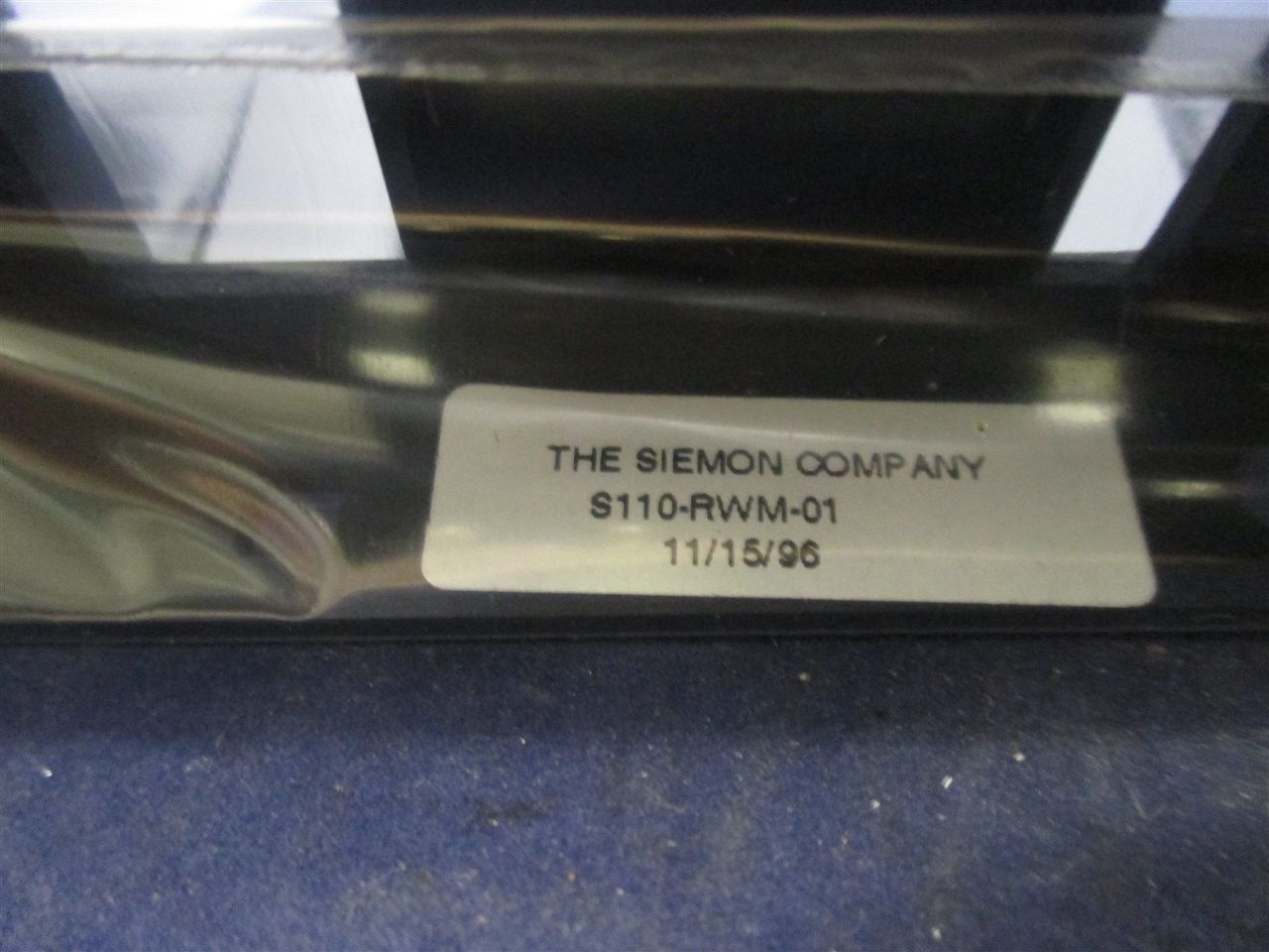 The Siemon Company S110-RWM-01 Rack Mount Cable Manager