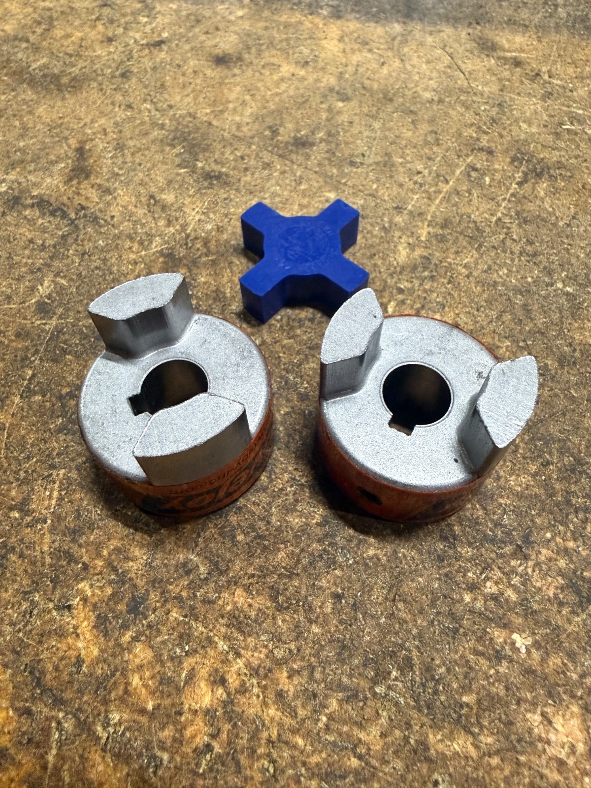 Lovejoy Jaw Couplings L-070 With Inserts .625″ Bore 12mm (NEW)