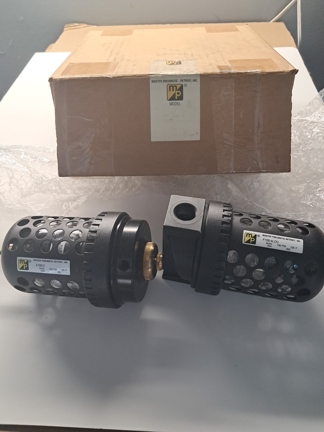 MASTER PNEUMATIC E100-2 150PSI NSNP With F100-4LDC