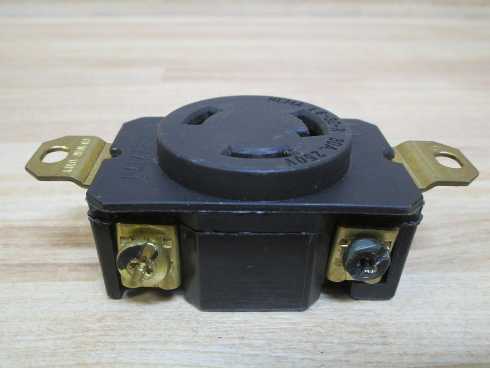 Cooper L6-30-R Receptacle L630R