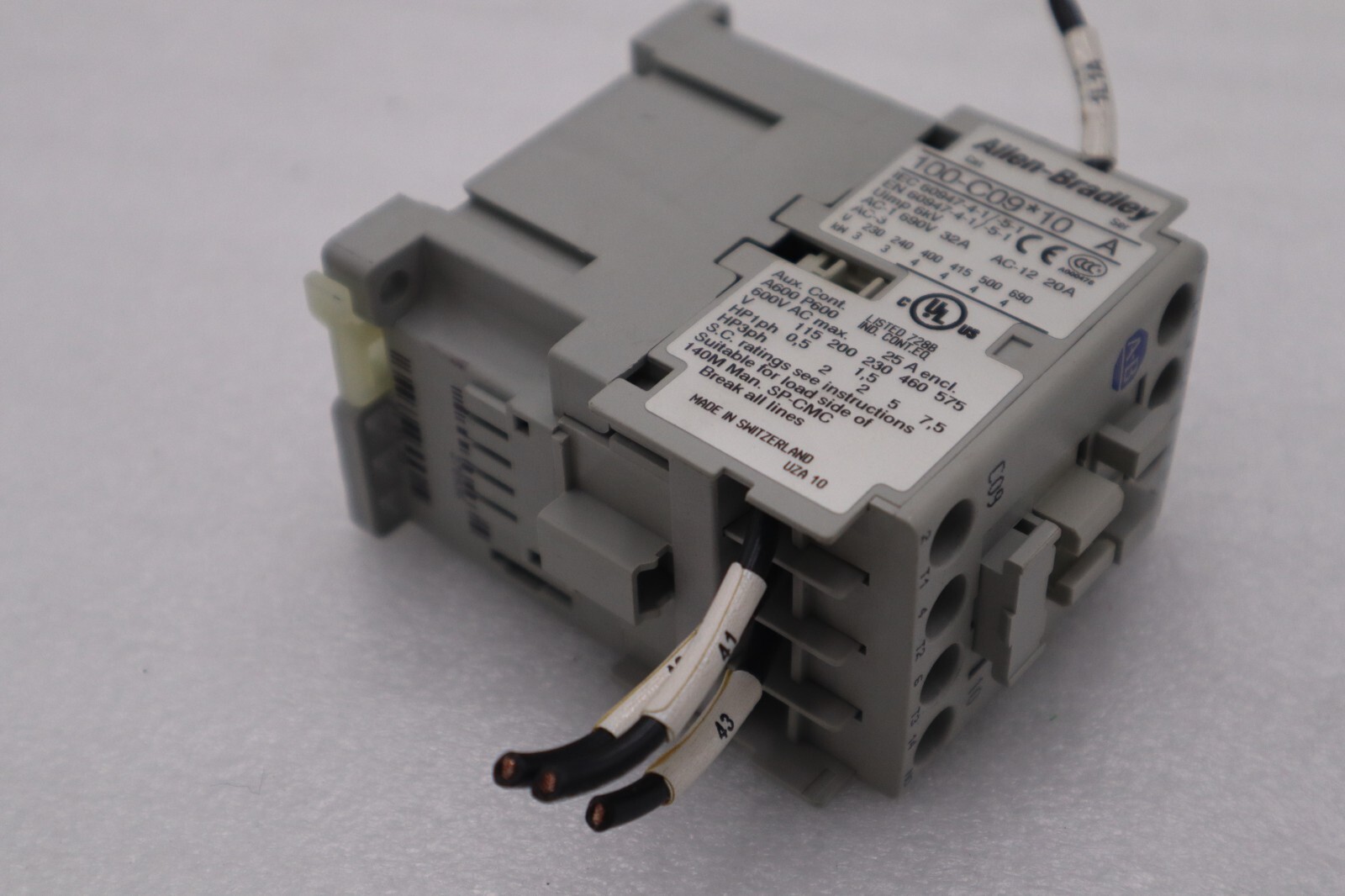 Allen-Bradley 100-C09*10 Series A CONTACTOR STOCK L-467C