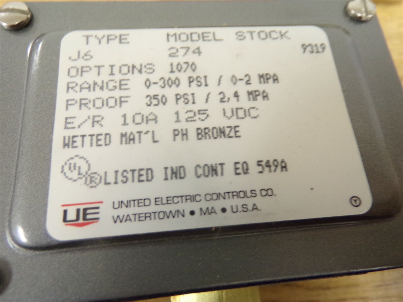 NEW UE J6 274 United Electric Pressure Switch 1070 M201 70170D178 FREE SHIPPING